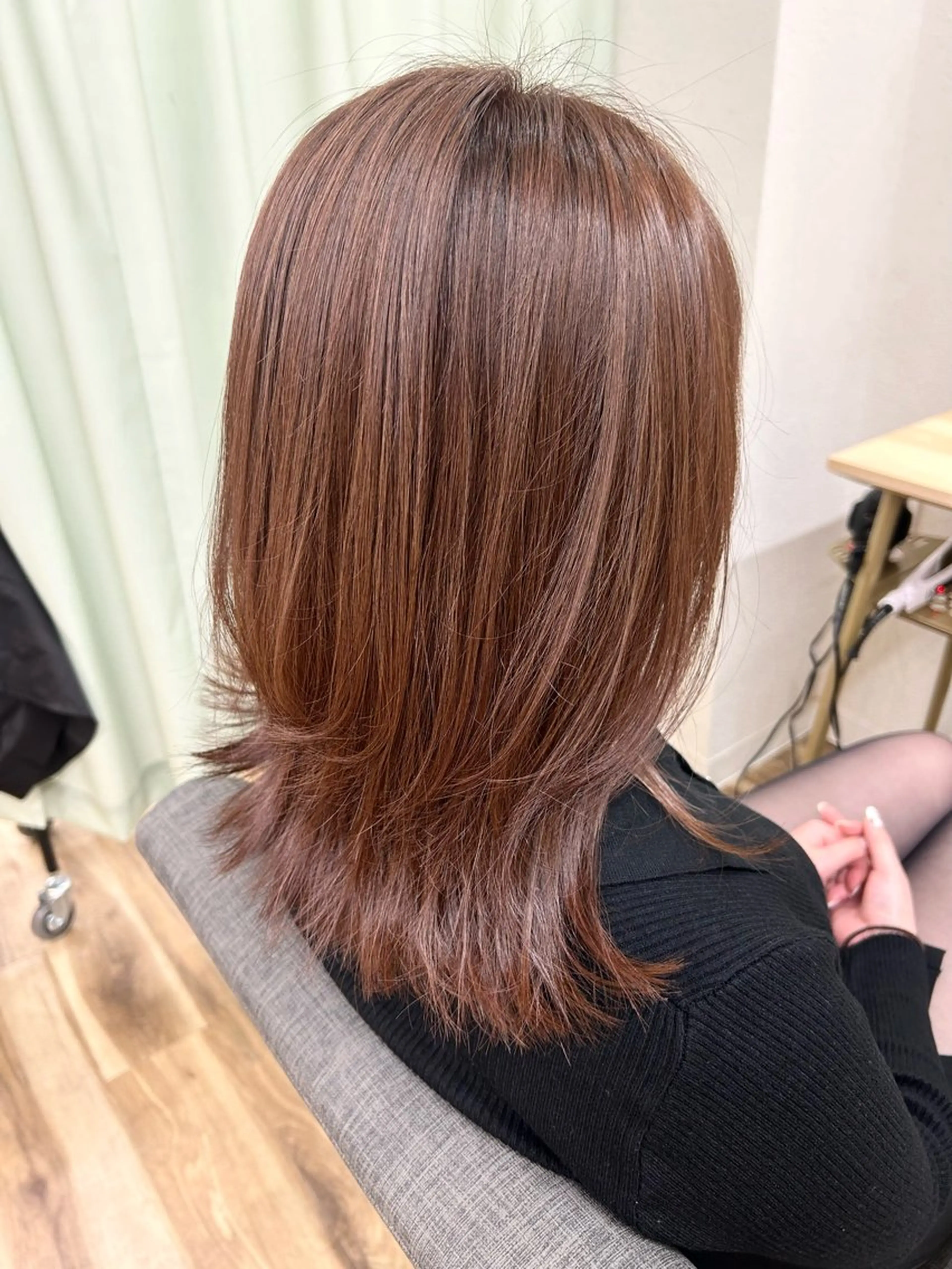 セミロング 阿部 優奈のヘアスタイル