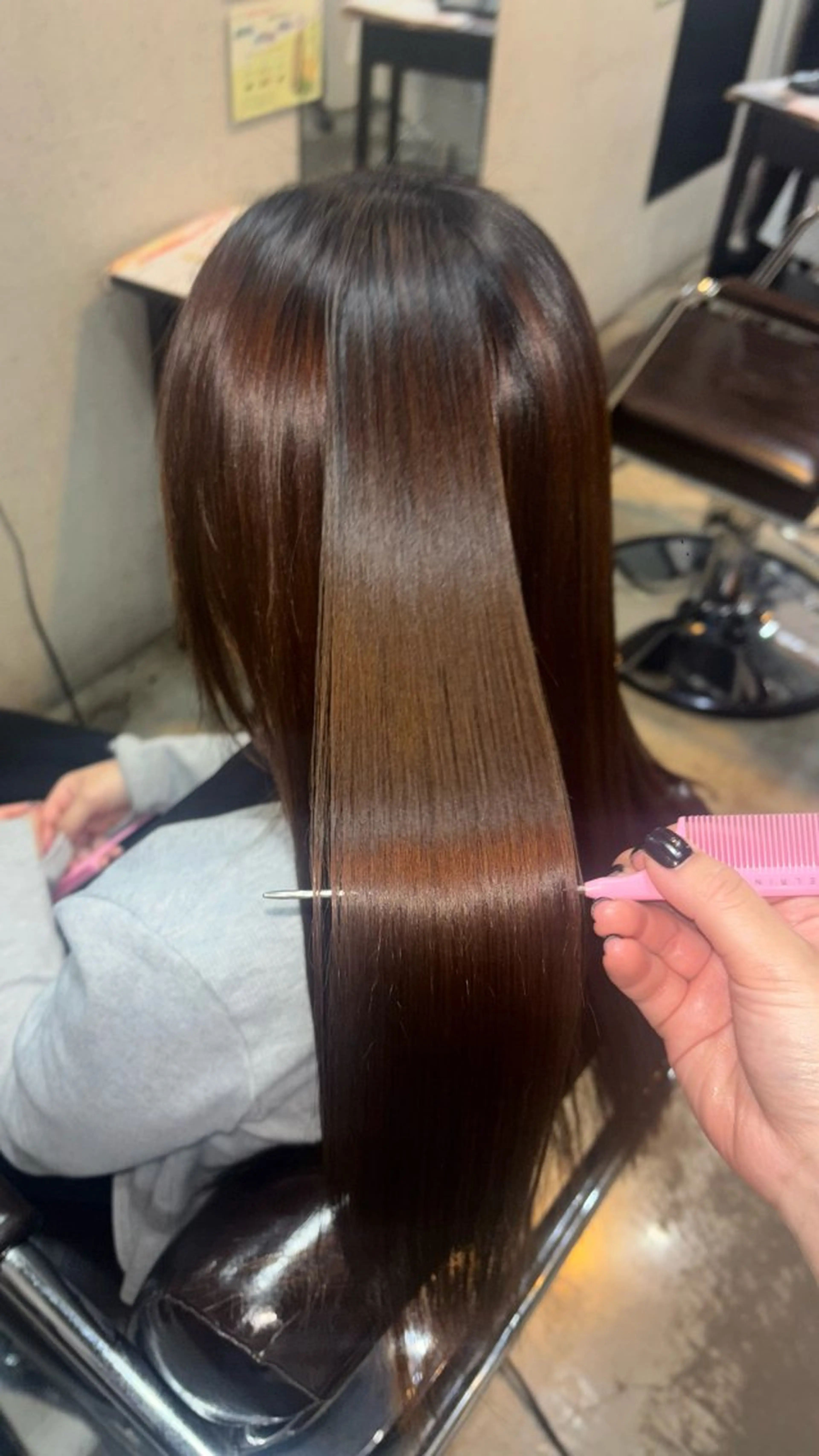 セミロング 縮毛矯正 小池 かなこのヘアスタイル