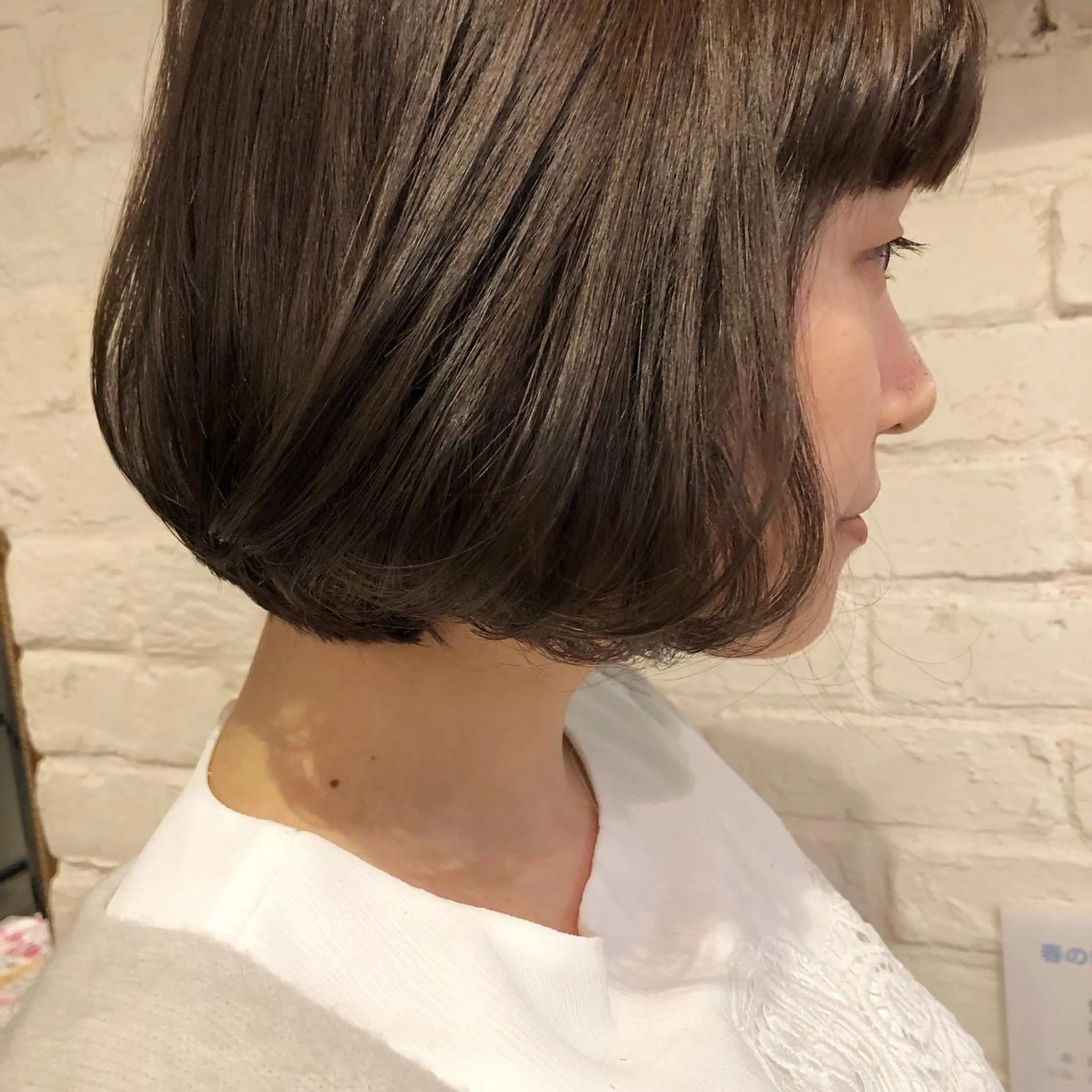ショート カラー ベージュカラー ボブ トリートメント カット トリートメント 吉川 愛美李のヘアスタイル