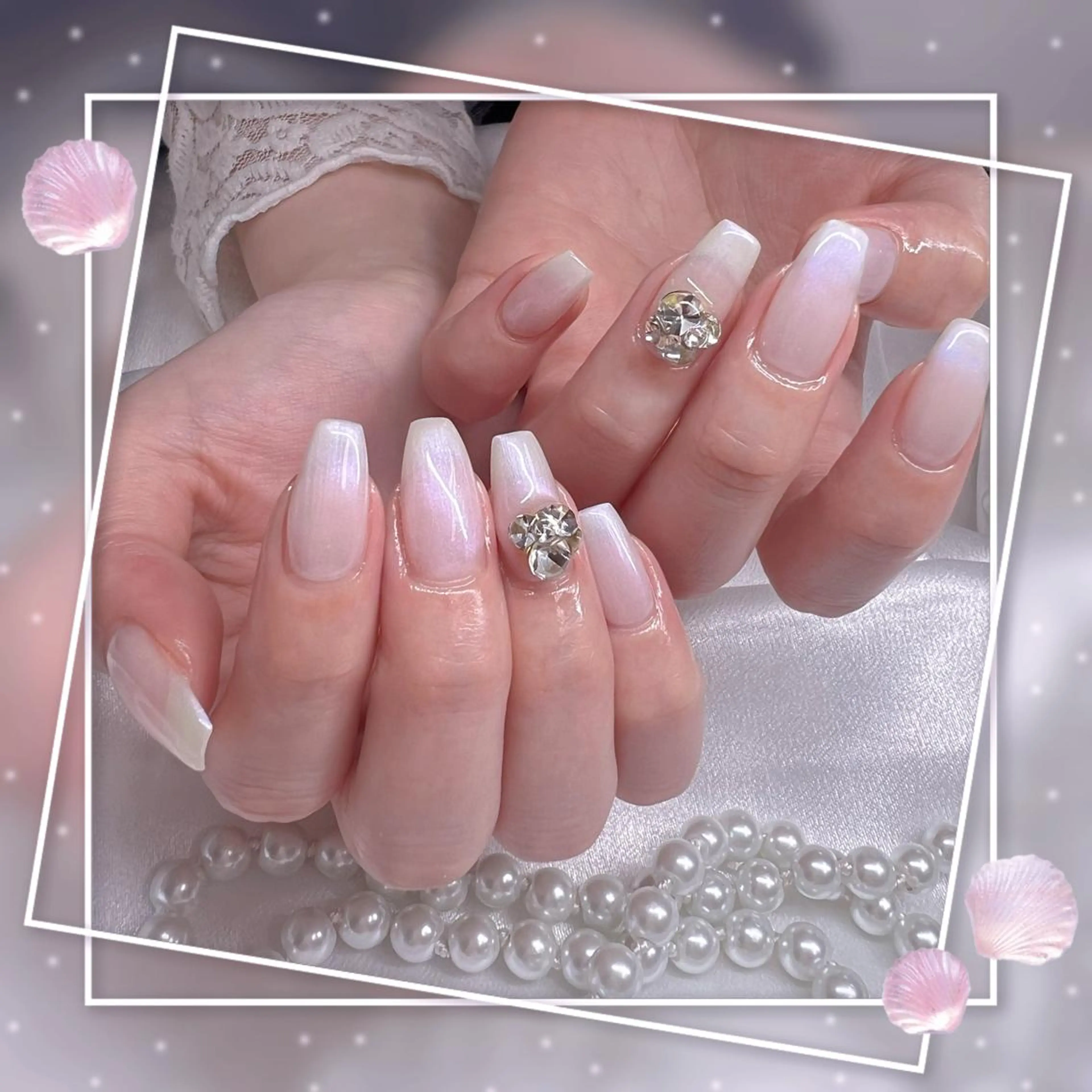 ネイル フレンチネイル キラキラネイル 韓国ネイル マグネットネイル マグネットフレンチ ハンドネイル Chill Nailsalonのネイルデザイン