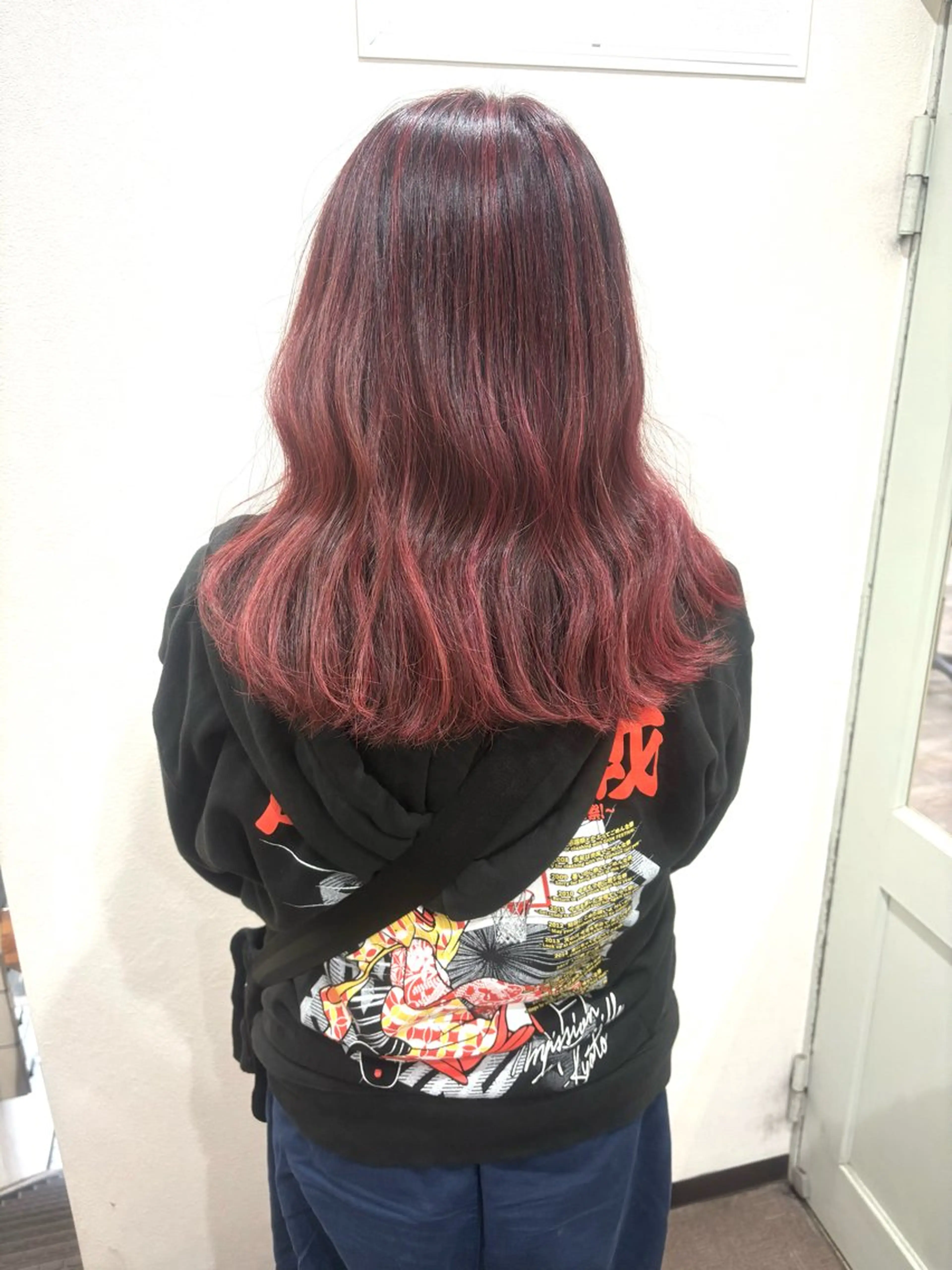 ロング カラー ハイライトカラー ピンクカラー ハイライト カット ヘアカラー トリートメント 2nd所属・🤍2nd🤍田所 美希のヘアスタイル