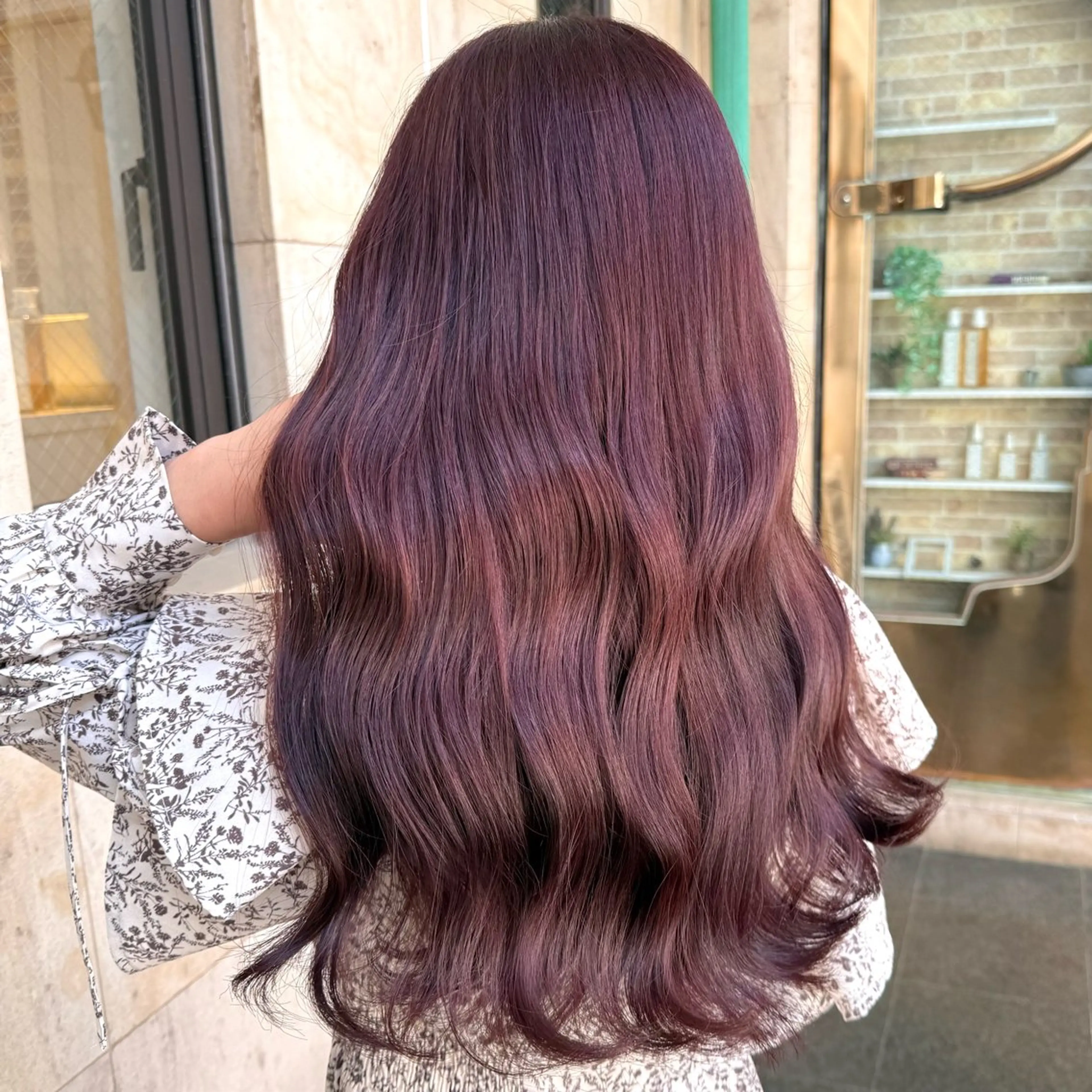 ロング カラー 切りっぱなしボブ ベージュカラー ブリーチ ブラウンカラー ダブルカラー ヘアカラー トリートメント ヘッドスパ ヘアセット Wカラー/髪質改善/ 艶カラー🩶Sanaのヘアスタイル