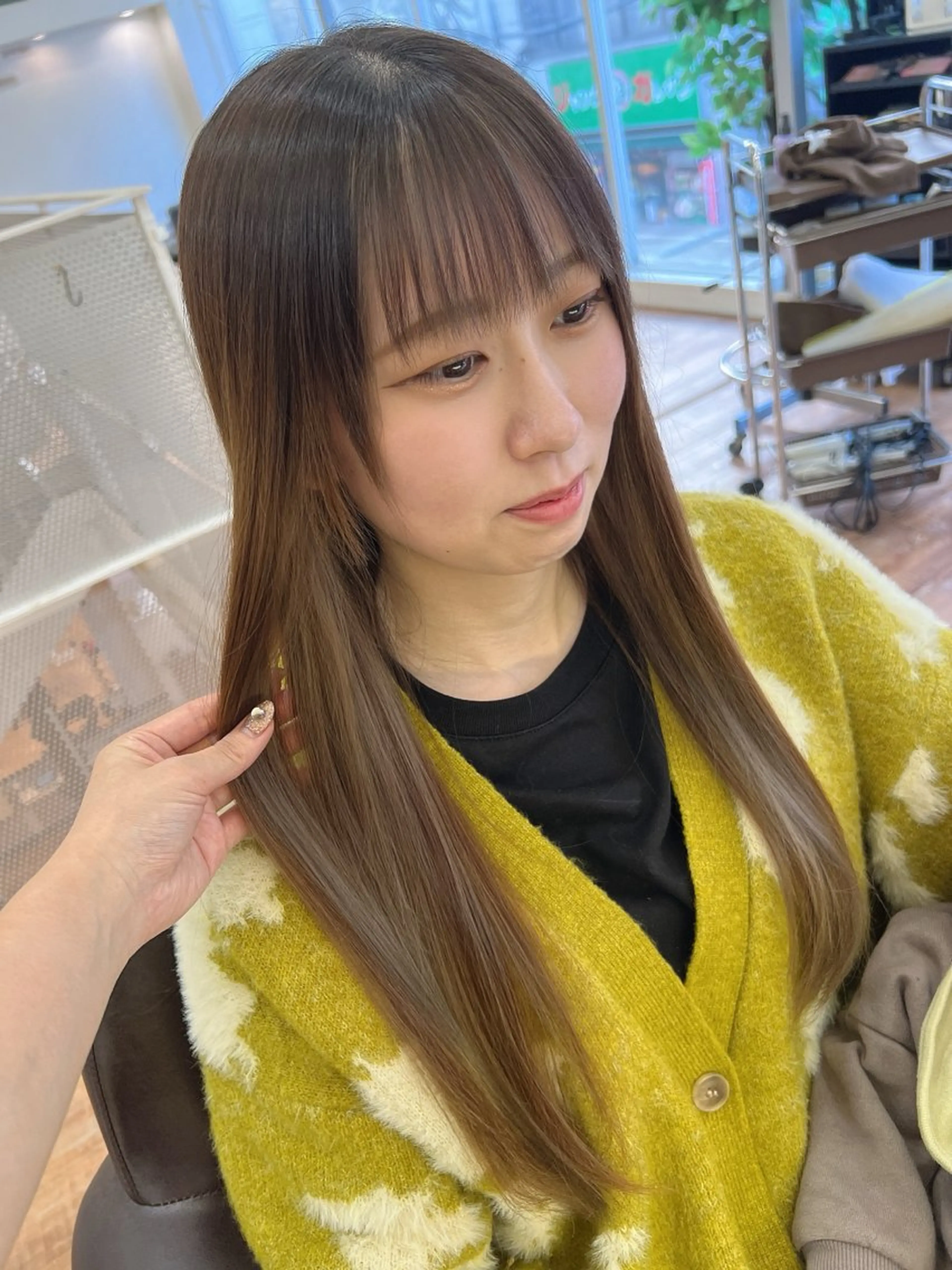 カラー ミストバング  フェイスフレーミング グレージュ インナーカラー♡ Nanakoのヘアスタイル