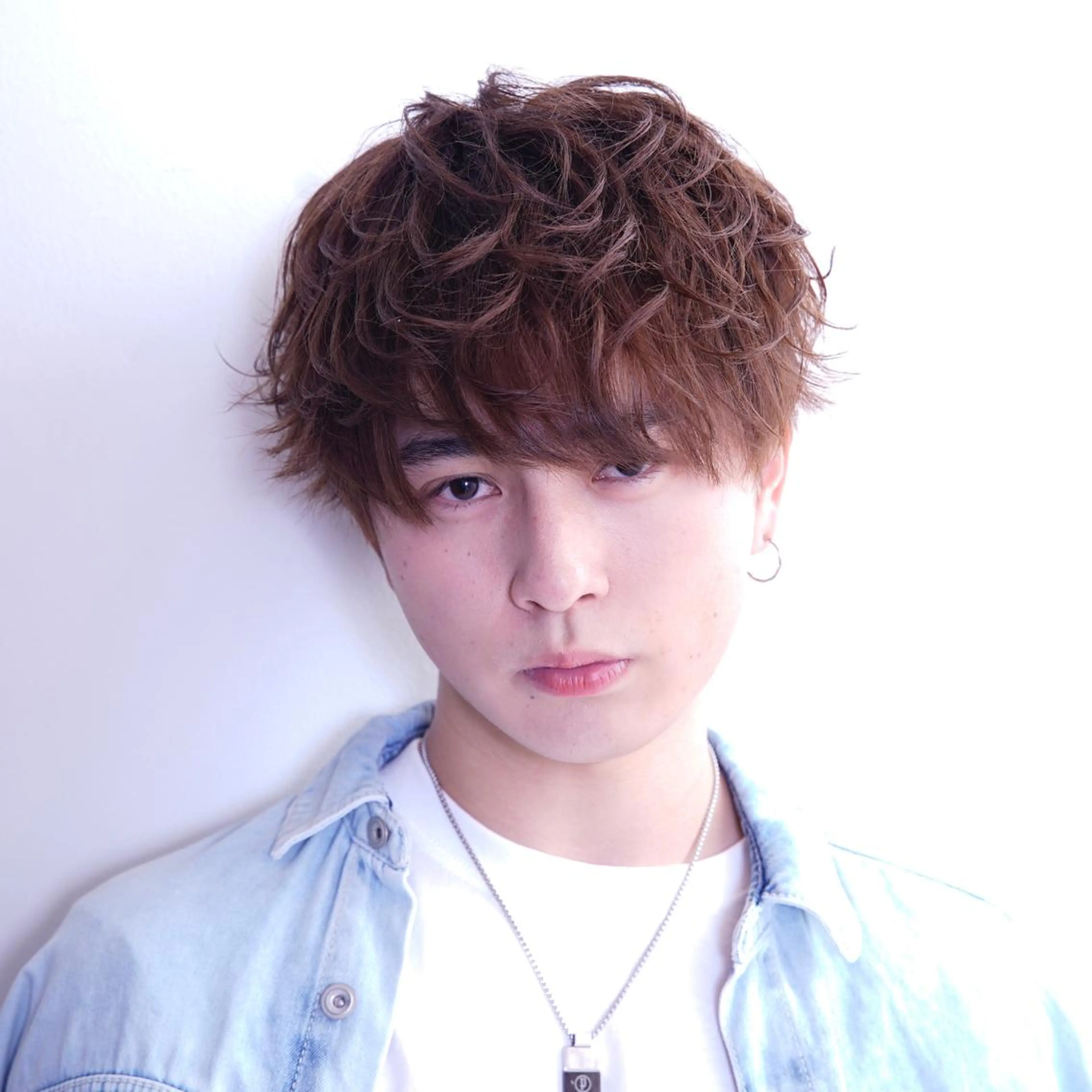 カラー パーマ メンズ スパイラル波巻き パーマ井本汰壱のヘアスタイル