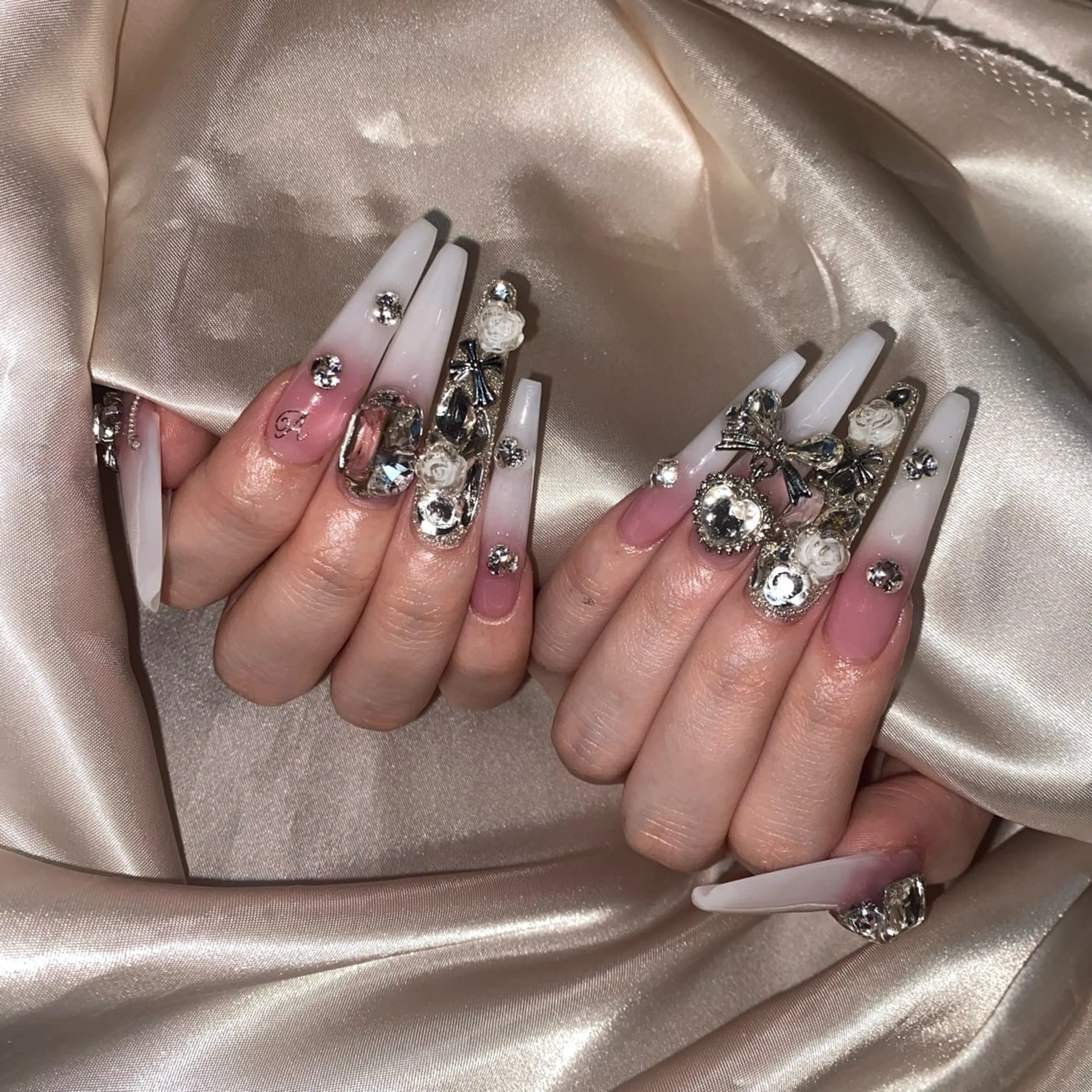 ネイル ハンドネイル la vie Luire所属・la vie Luire アスカのネイルデザイン