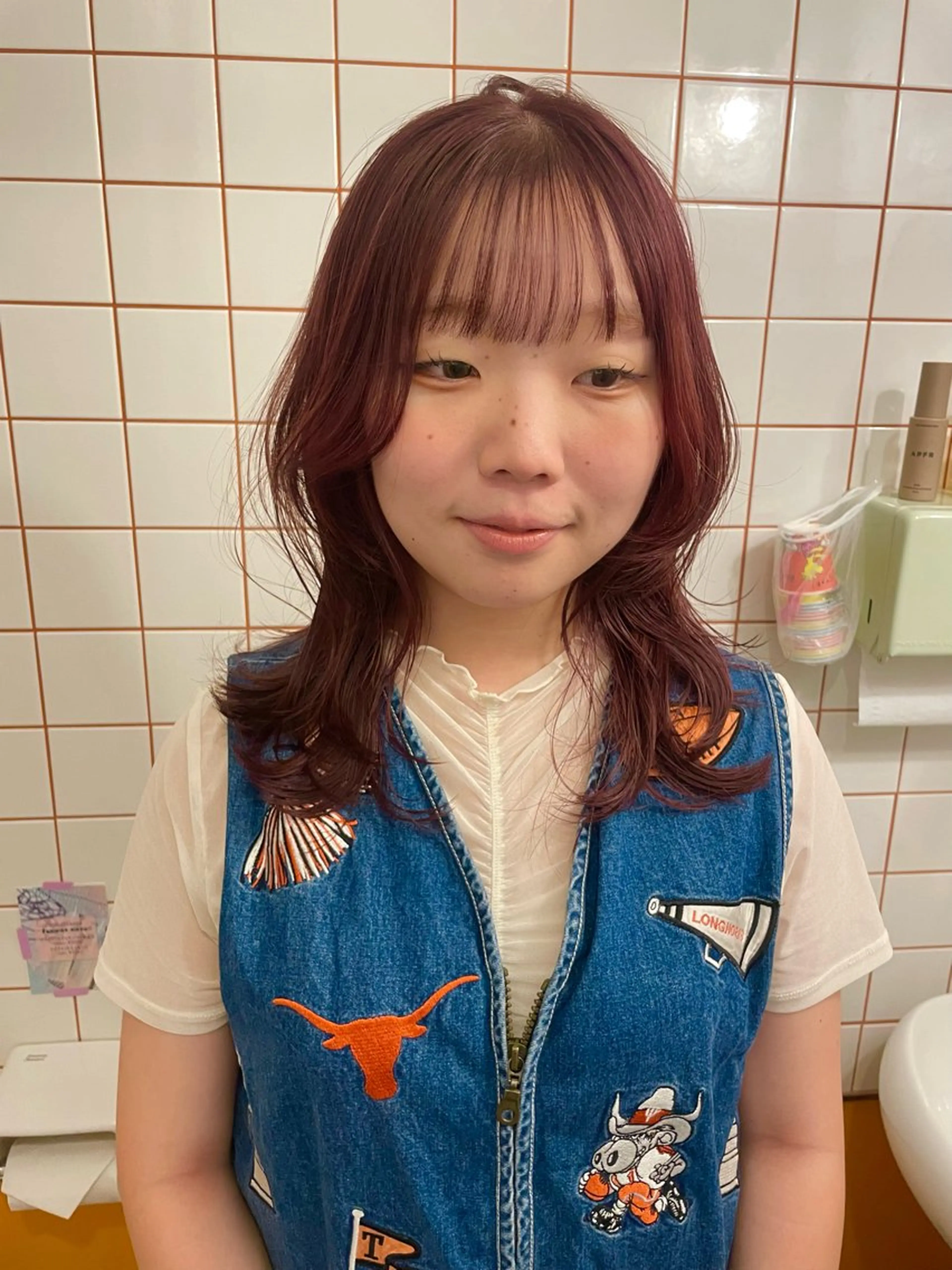 ミディアム ミディアムレイヤー レイヤーカット カット ヘアカラー トリートメント ニュアンスヘア /透明感🪽AYAのヘアスタイル