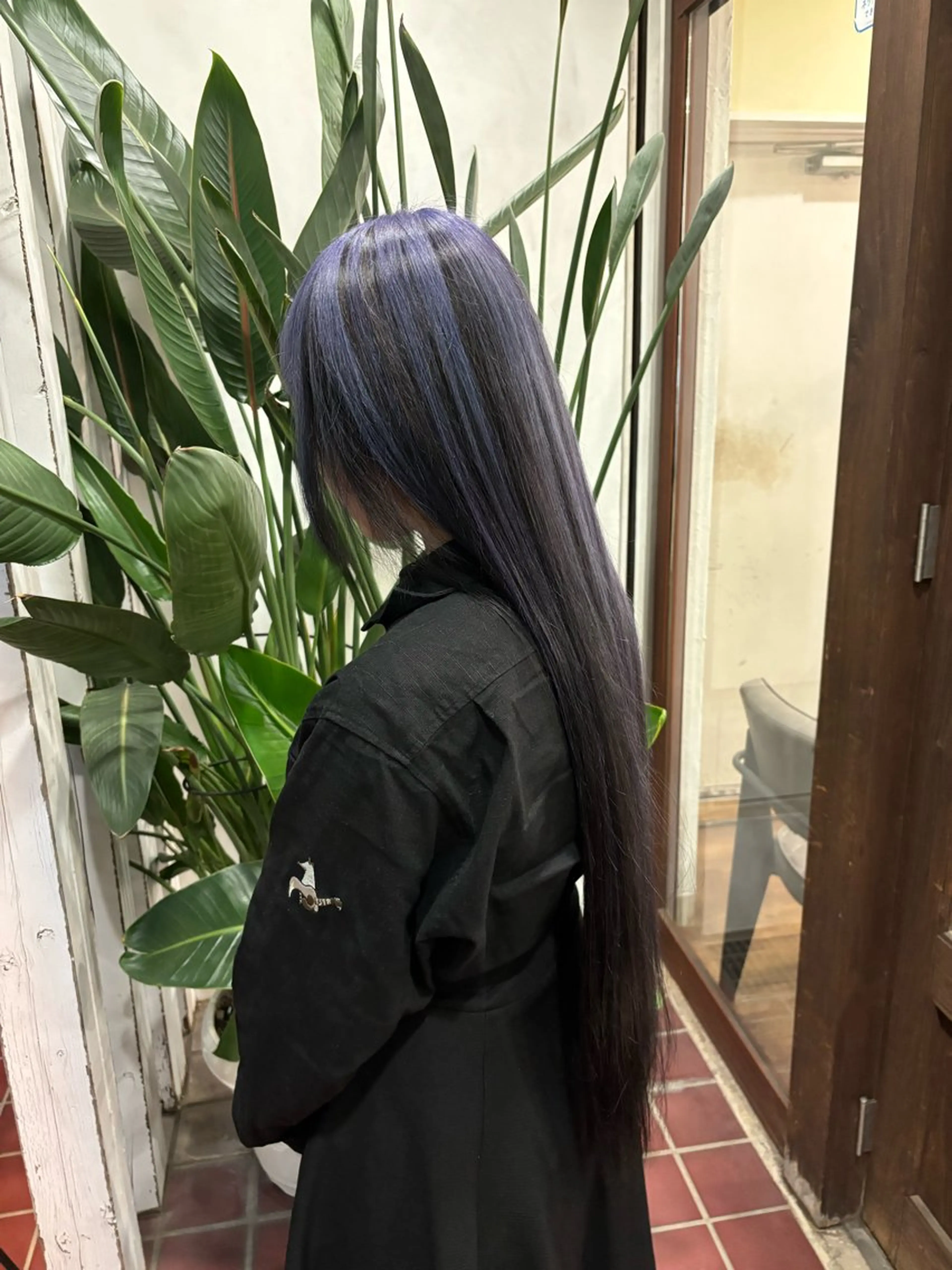 ロング カラー ブリーチ予約率90% 以上✨森山陽向のヘアスタイル