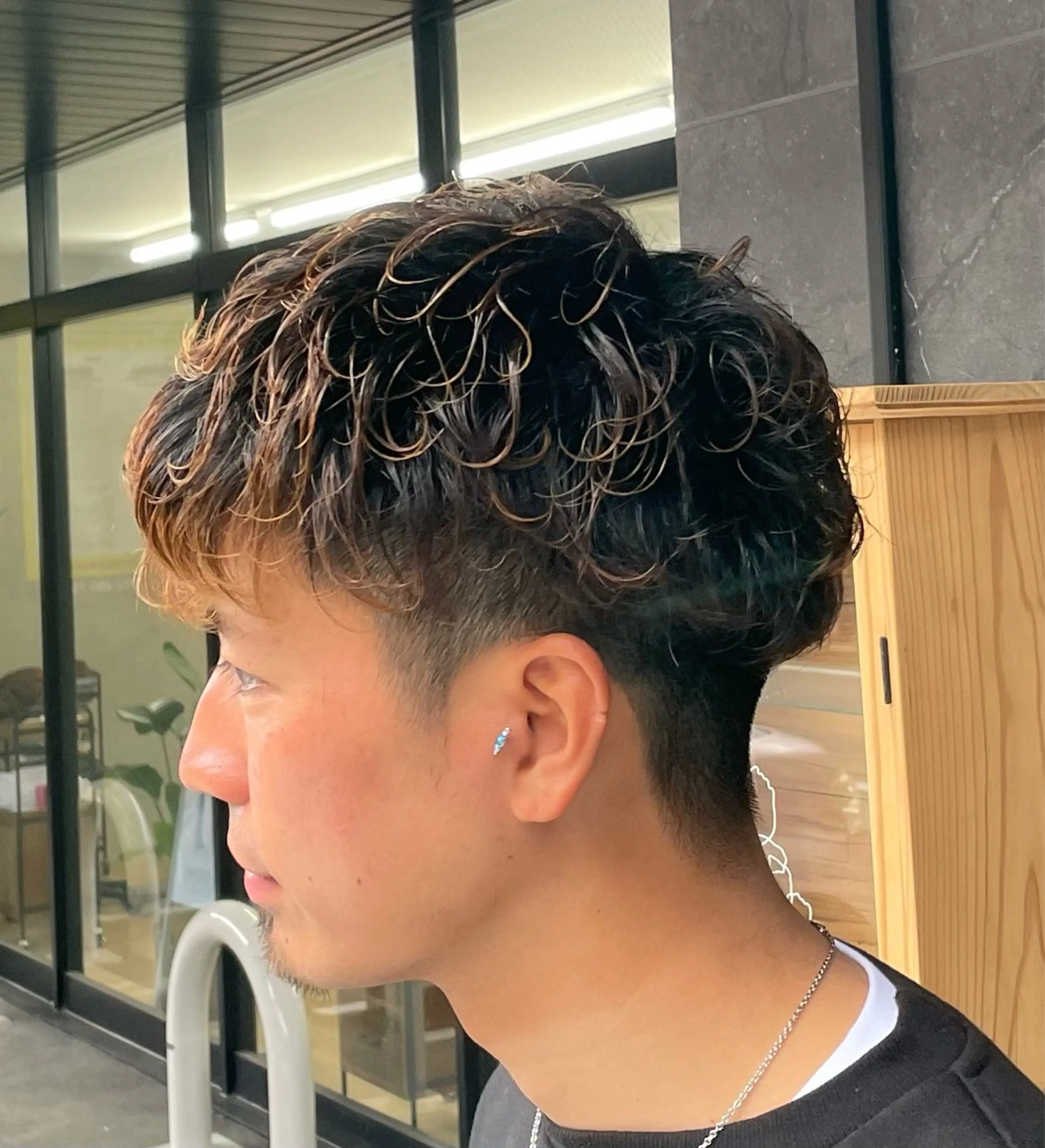 メンズ カット パーマ 遠藤 健登のヘアスタイル