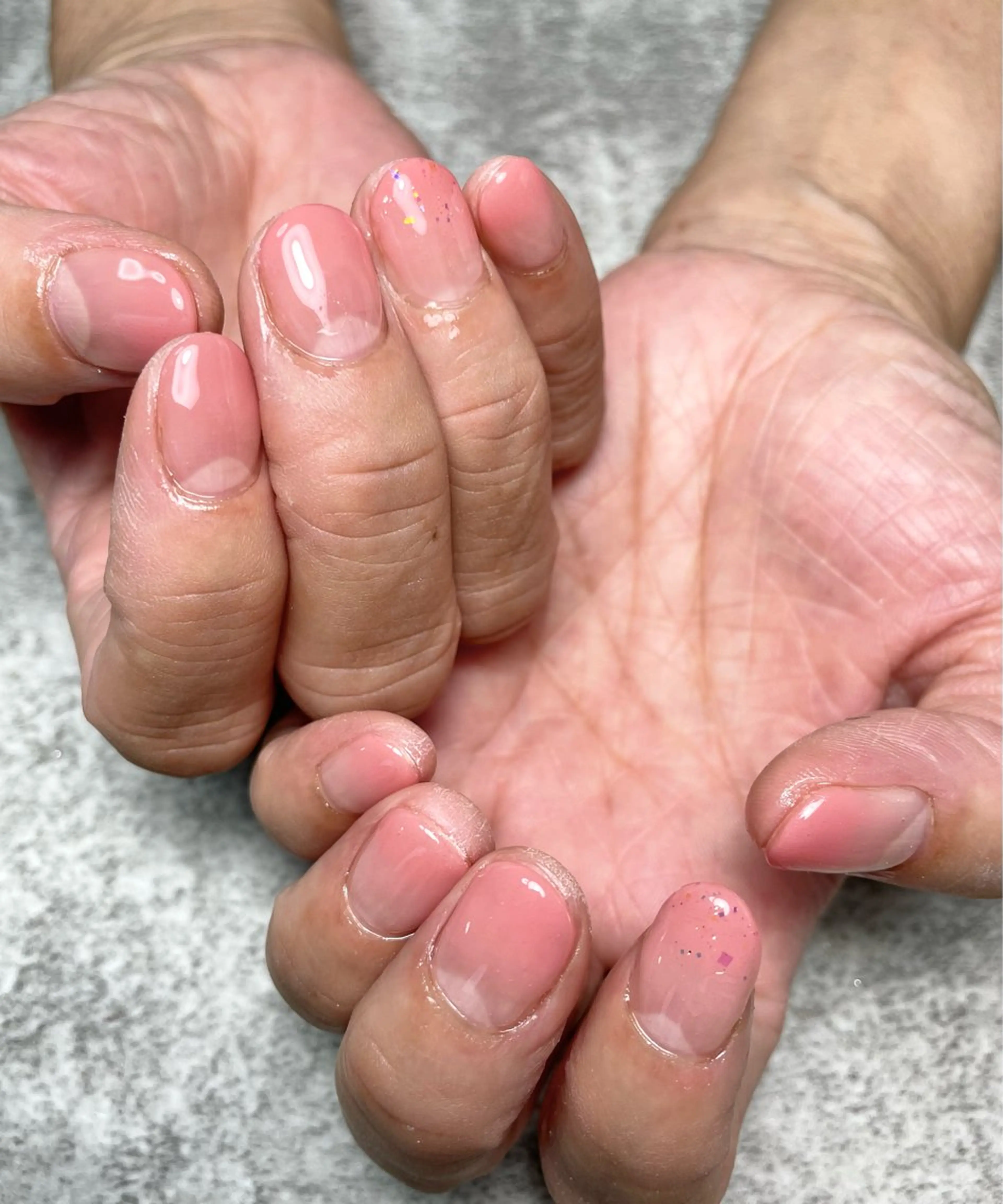 ネイル グラデーション ラメ(グリッター) オフィスネイル ハンドネイル RISA joie nailのネイルデザイン