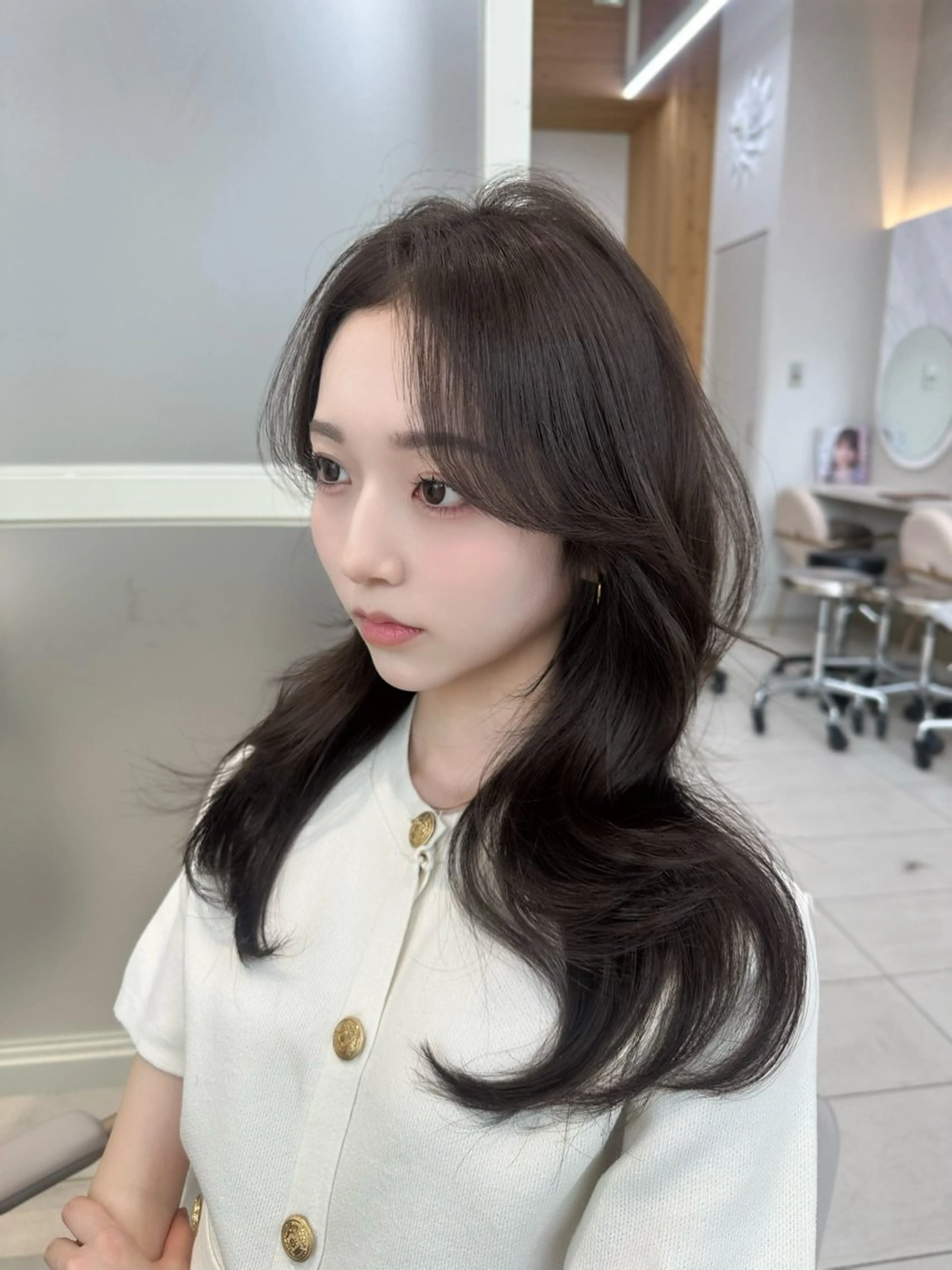 ロング oto🎀×美髪× シースルー前髪🤍のヘアスタイル