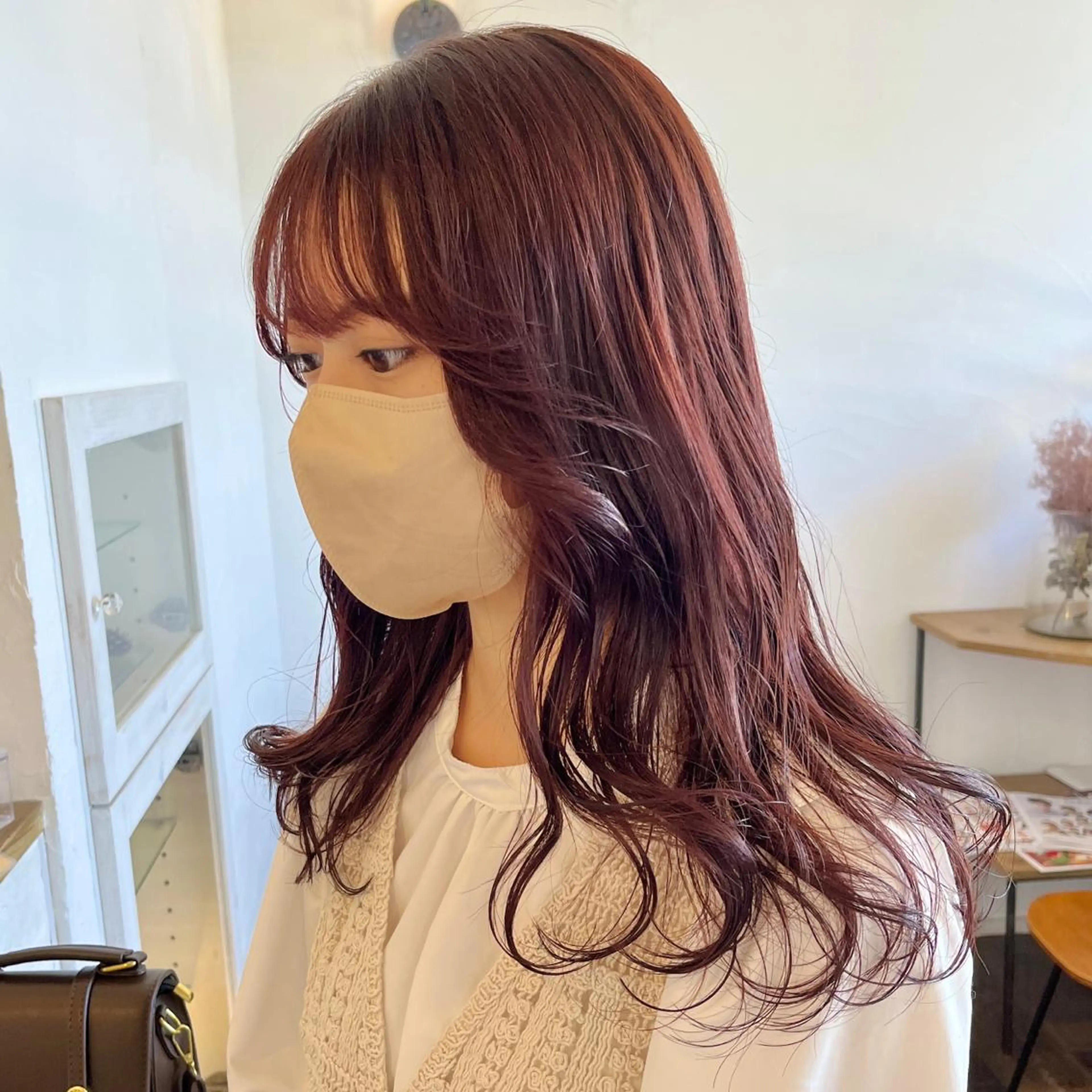 ロング カラー ブリーチ ブリーチなしカラー ピンクカラー 伊藤ゆかり/髪質改善 /透明感カラーのヘアスタイル