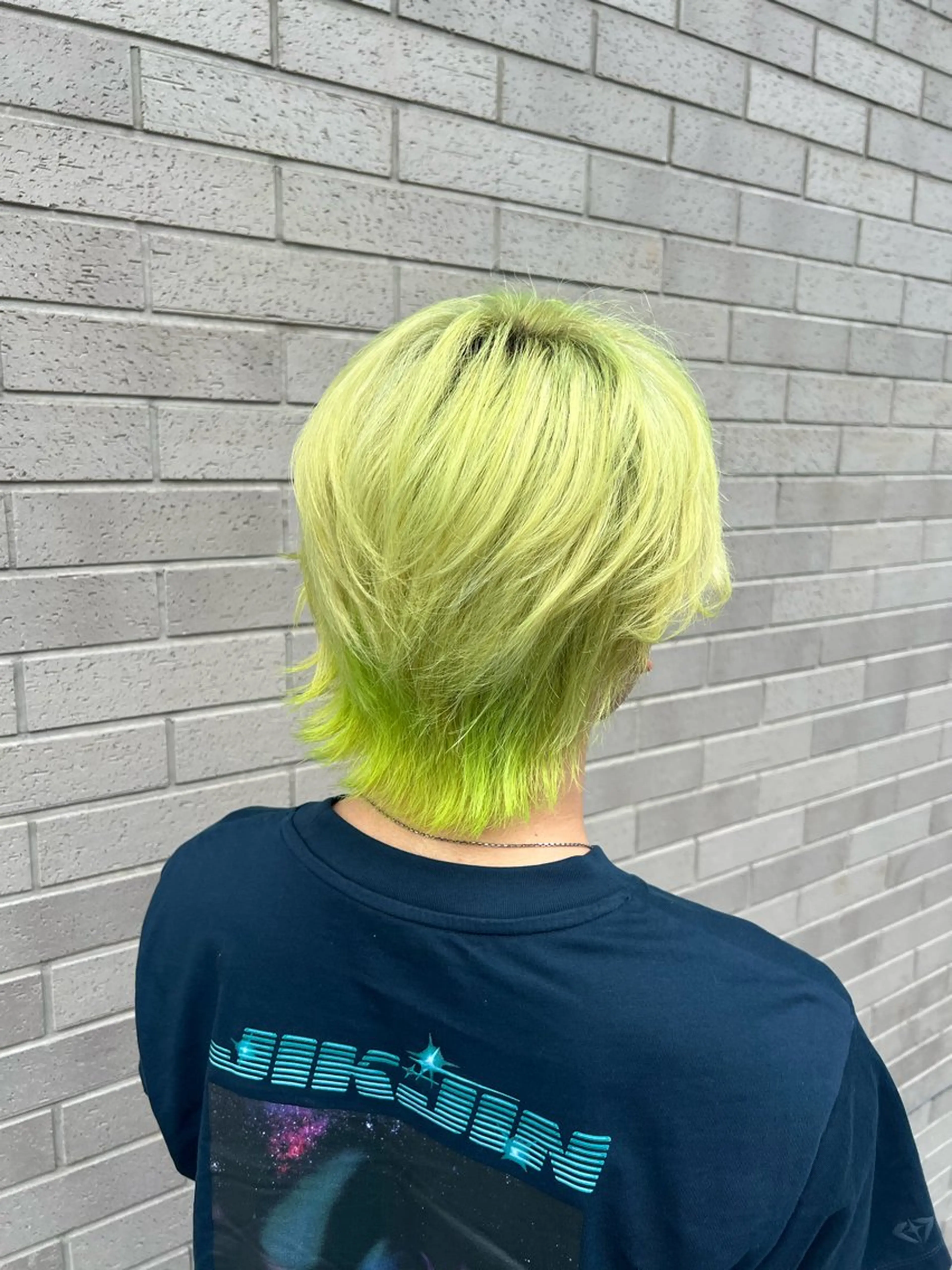 カラー 江波戸 恵のヘアスタイル