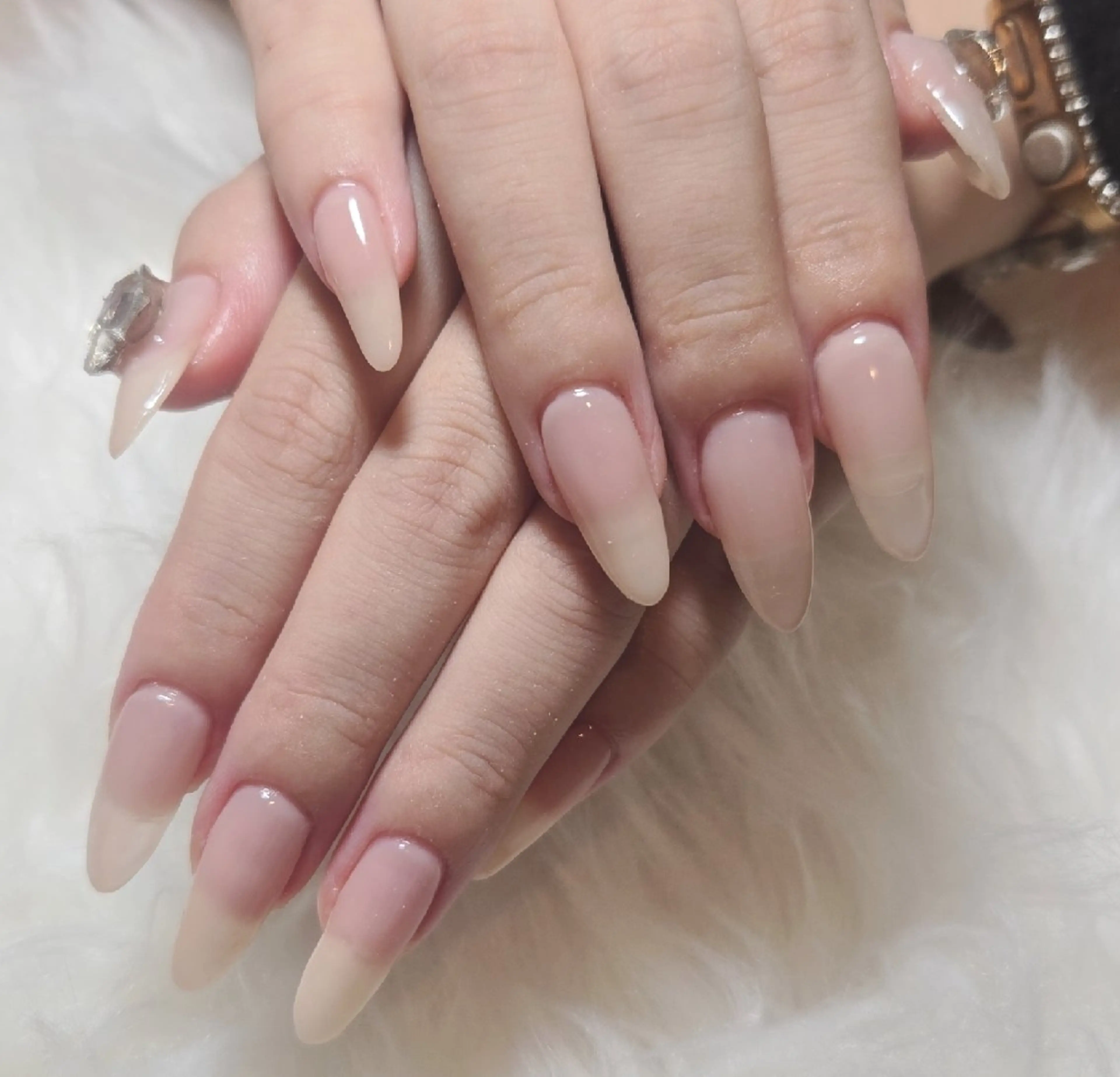 ロング ハンドネイル LILY Salonのネイルデザイン