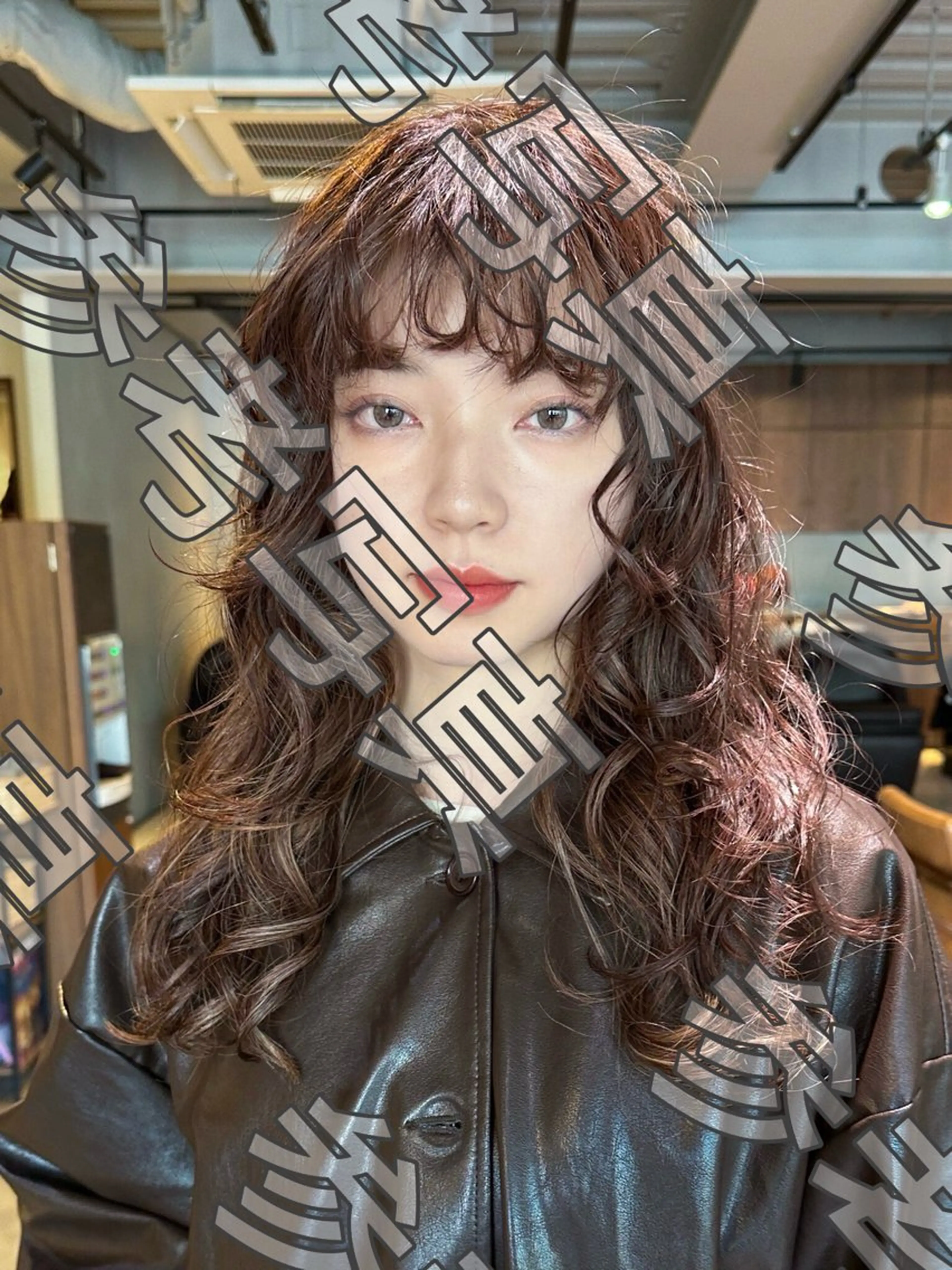 セミロング パーマ 【くせ毛解消】縮毛 髪質改善✨たくみ✨のヘアスタイル