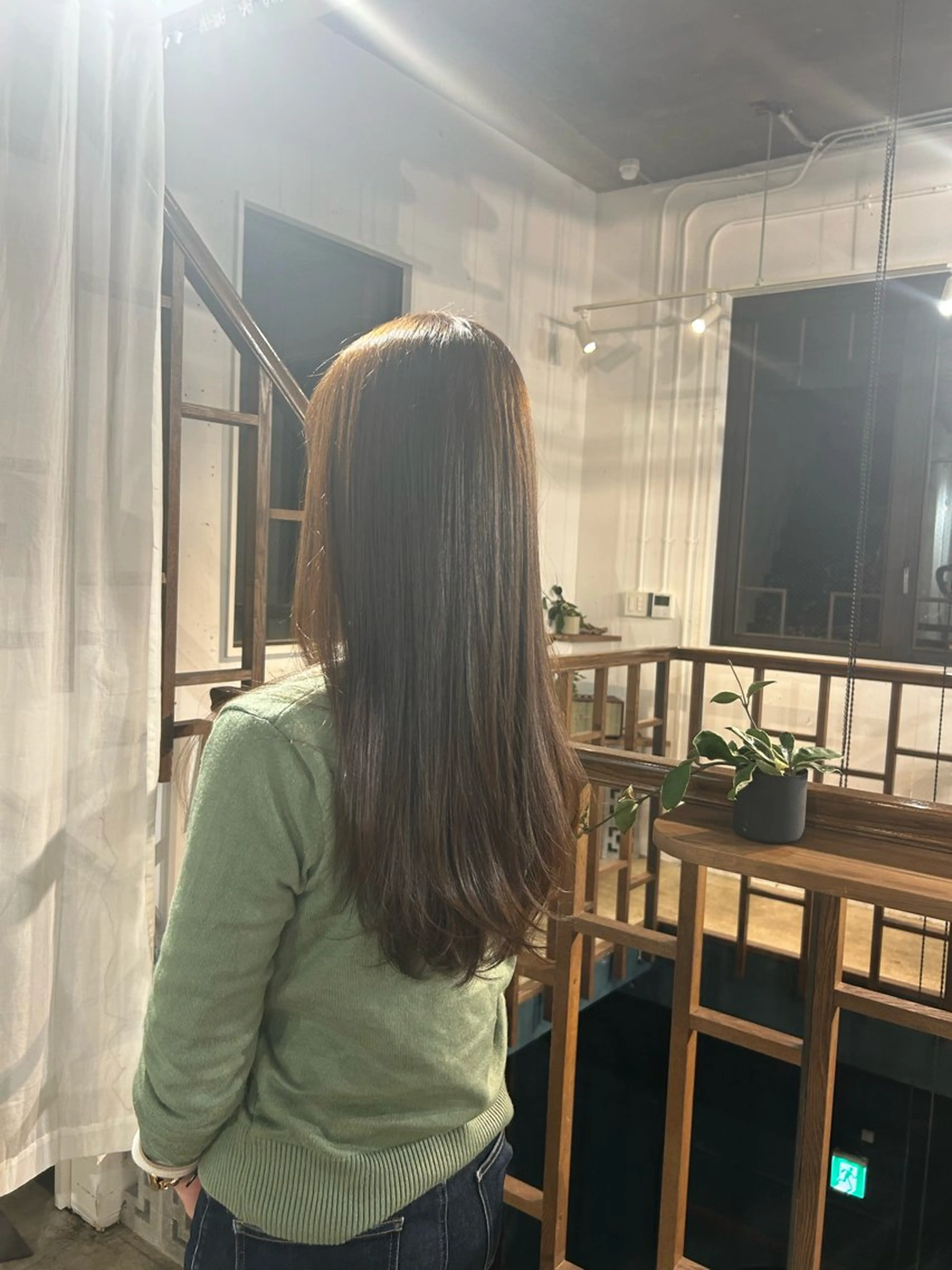 ロング カラー ベージュカラー グレージュ 藤田 侑花のヘアスタイル