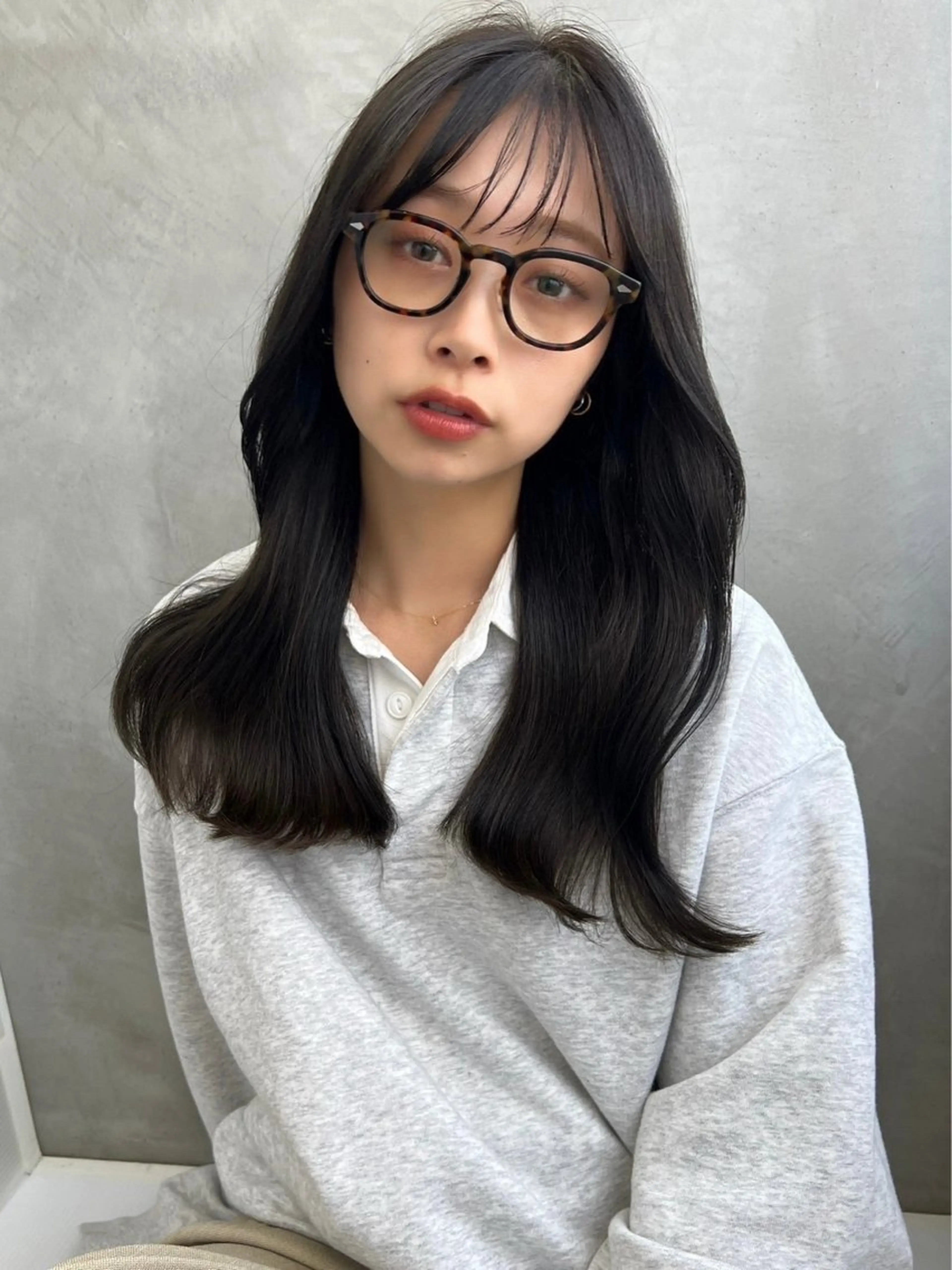 ロング カラー SOYON星ヶ丘所属・👟SOYONトレン ドヘアともし🩶のヘアスタイル