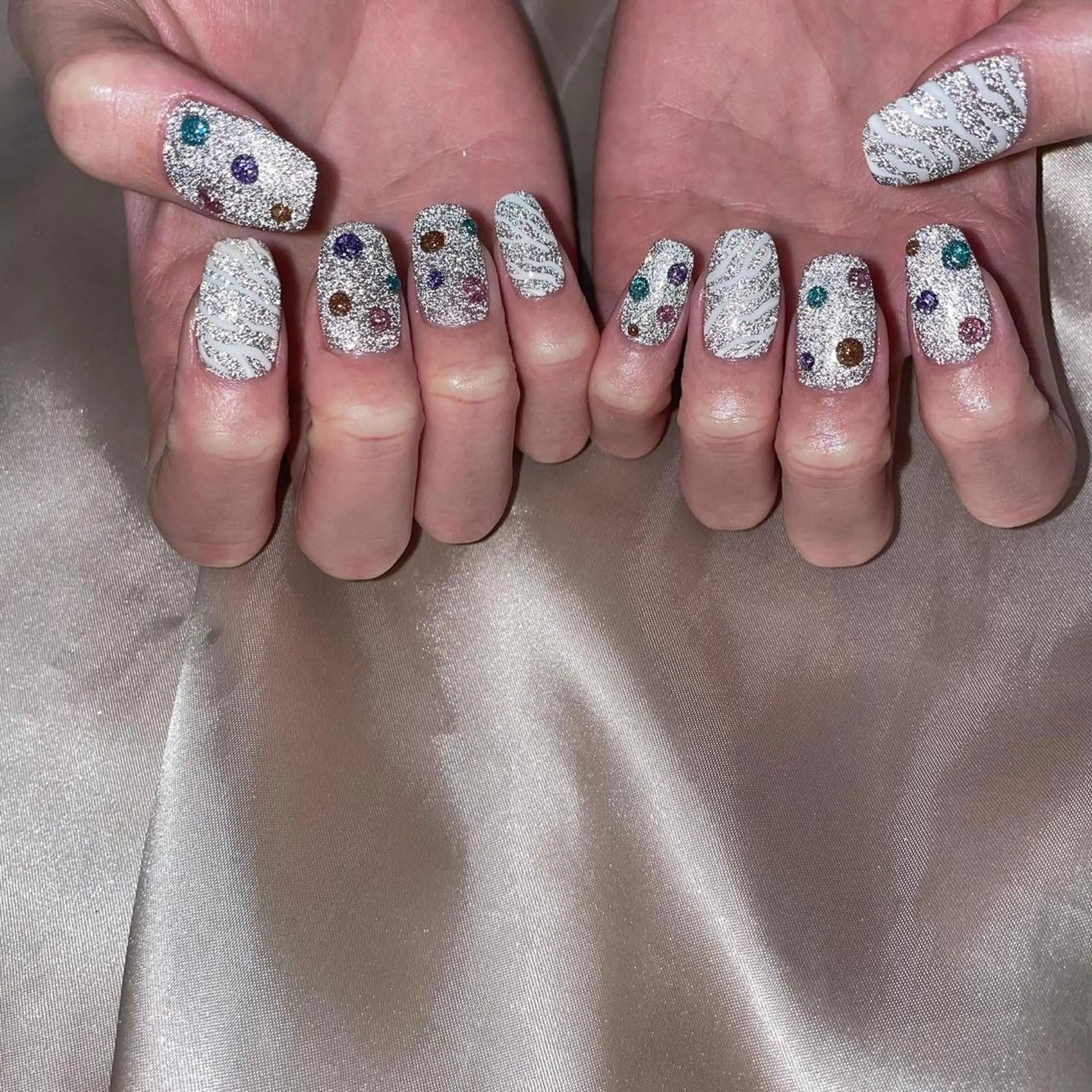 キッズ ネイル feey ⁑erinaのネイルデザイン