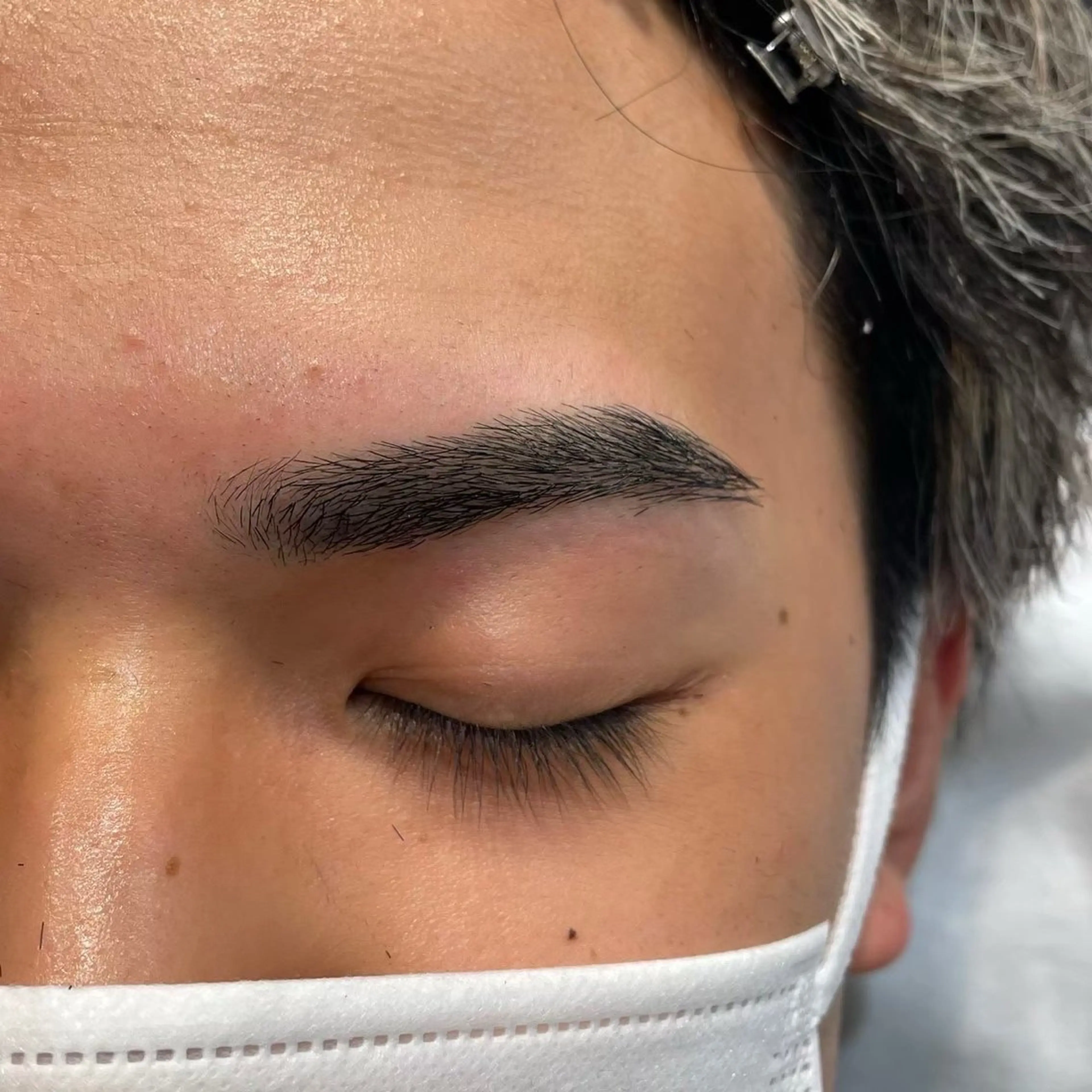 アイブロウ メンズアイブロウ 眉毛ワックス脱毛 暖色系/カラー りん🩷のヘアスタイル
