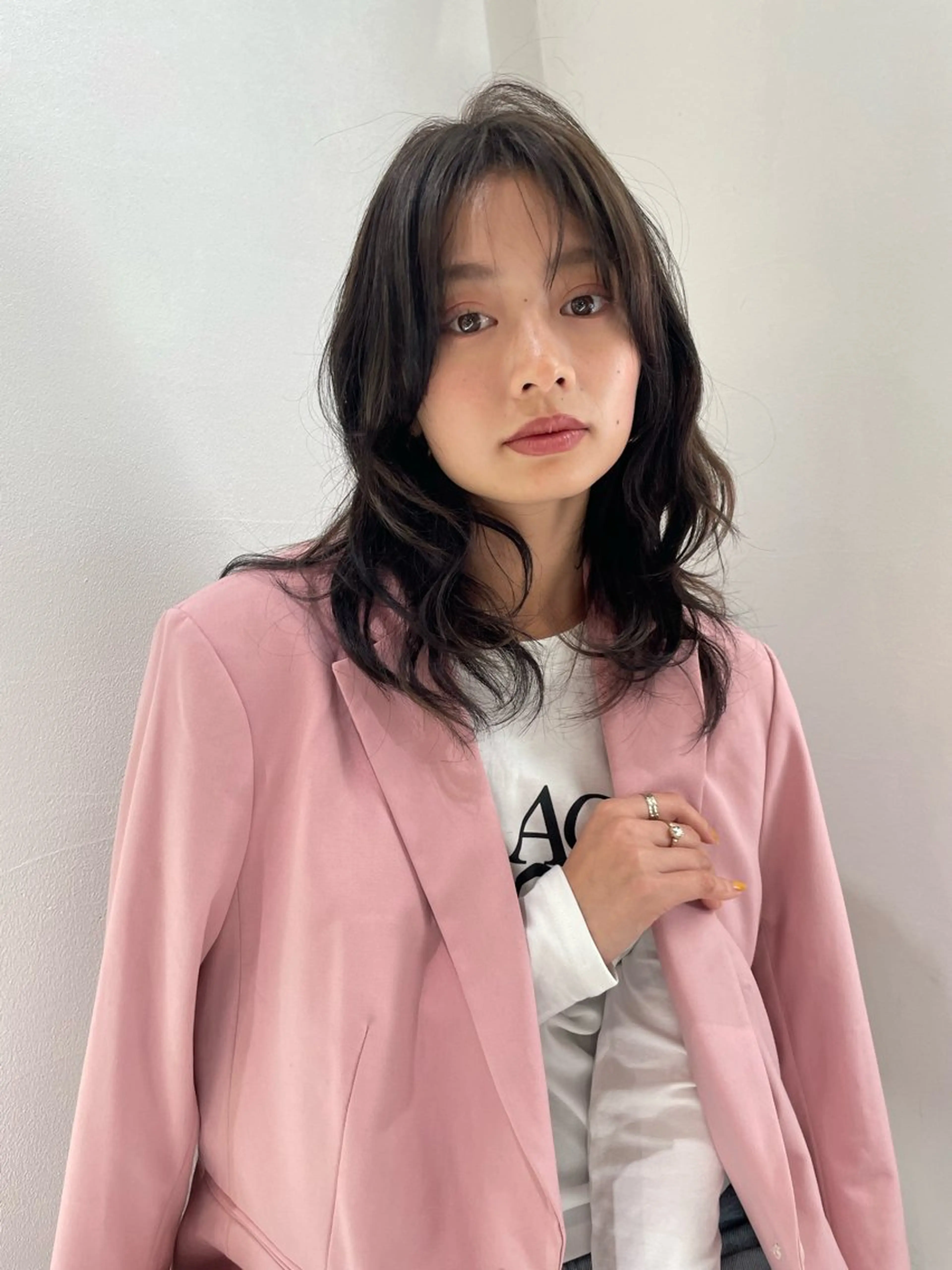ミディアム AUBEHAIRnoa熊谷店所属・中島紫乃  レイヤー 🇰🇷🌈のヘアスタイル