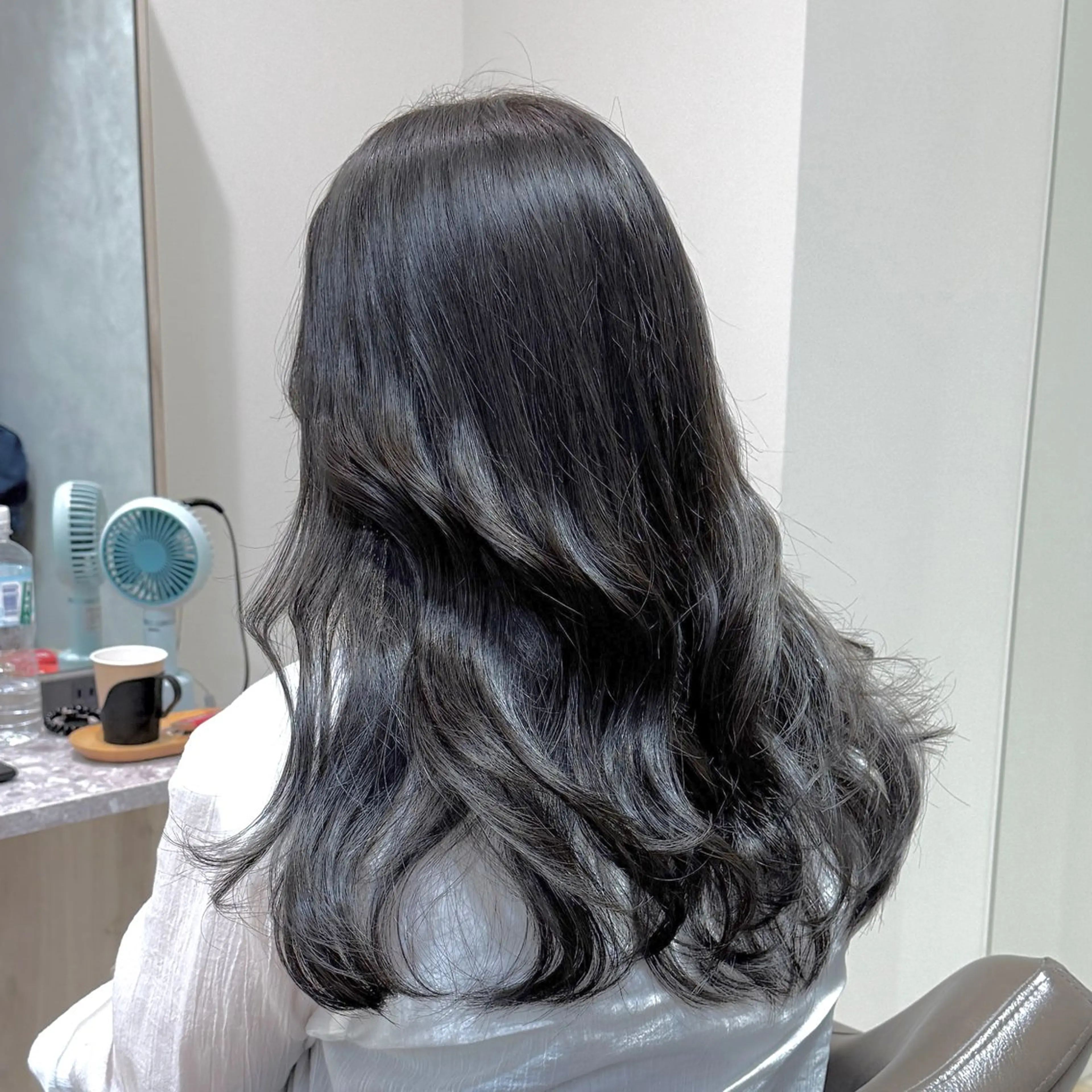 ロング カラー カット ヘアカラー トリートメント 松永 わかなのヘアスタイル