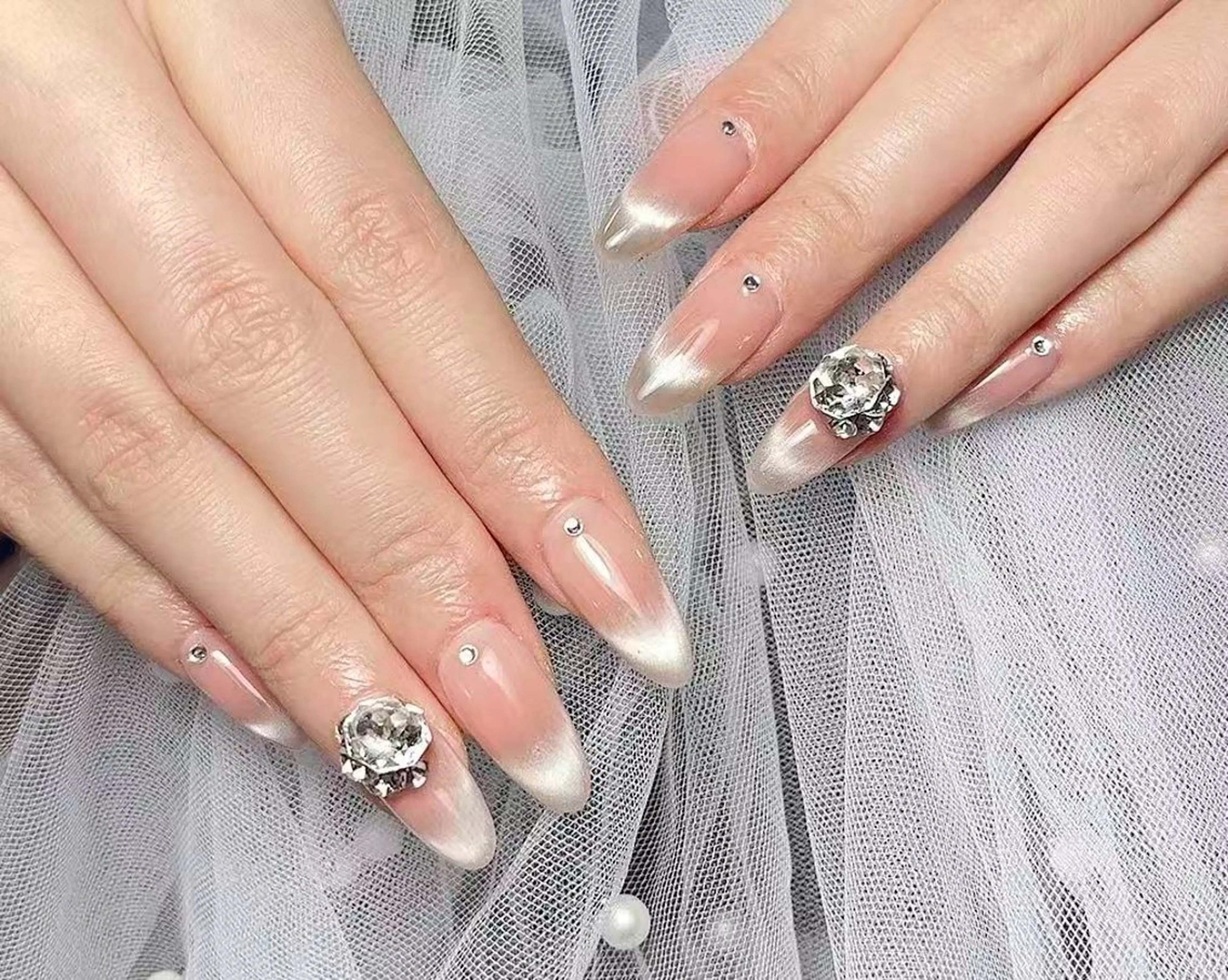 ネイル チークネイル フットネイル フレンチネイル ジェルネイル 韓国ネイル Aura  Nail 長さだし/パラジェルのネイルデザイン