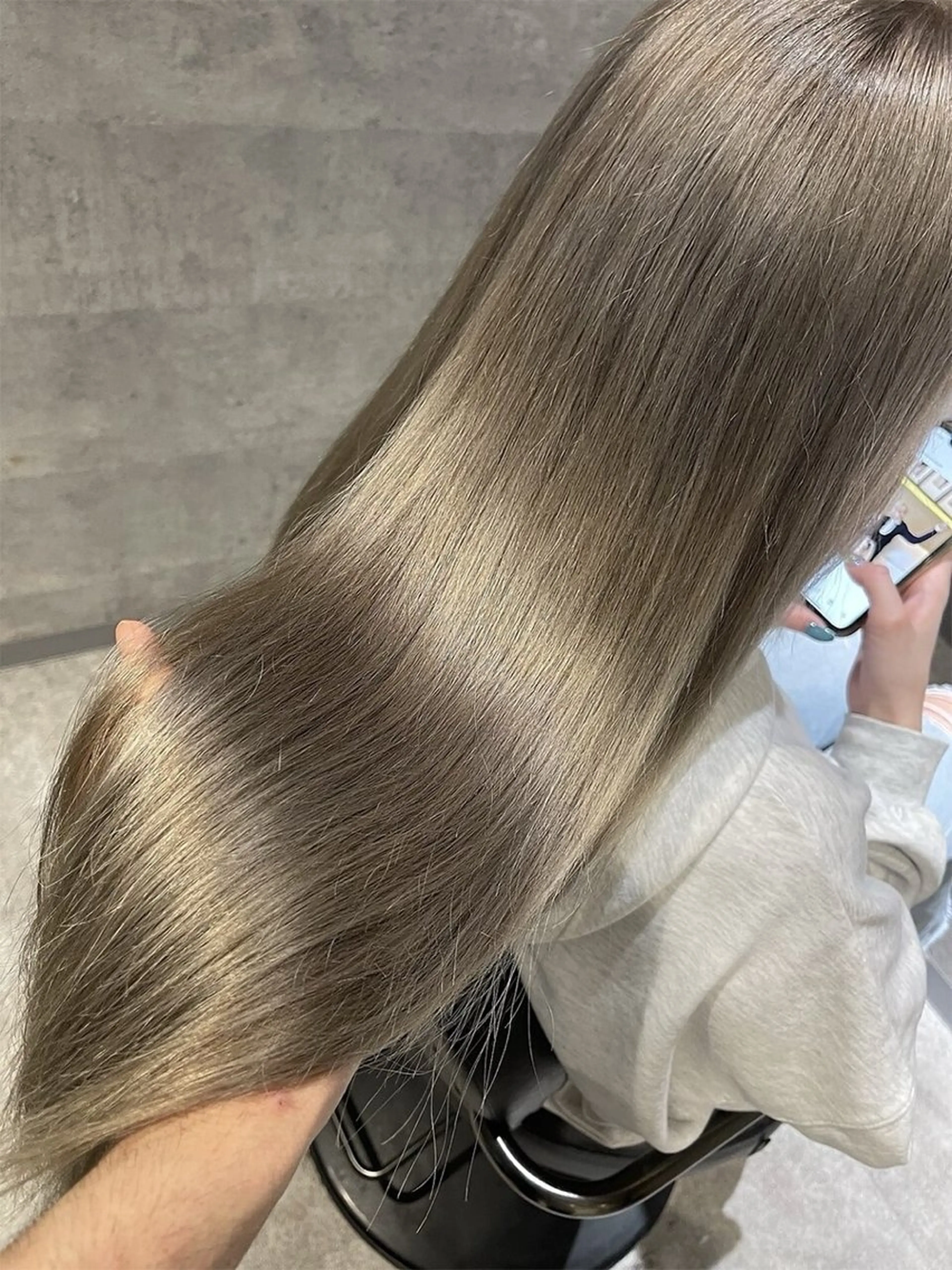 ロング カラー カット ヘアカラー _White難波店所属・武元裕聖/ モデル募集中のヘアスタイル