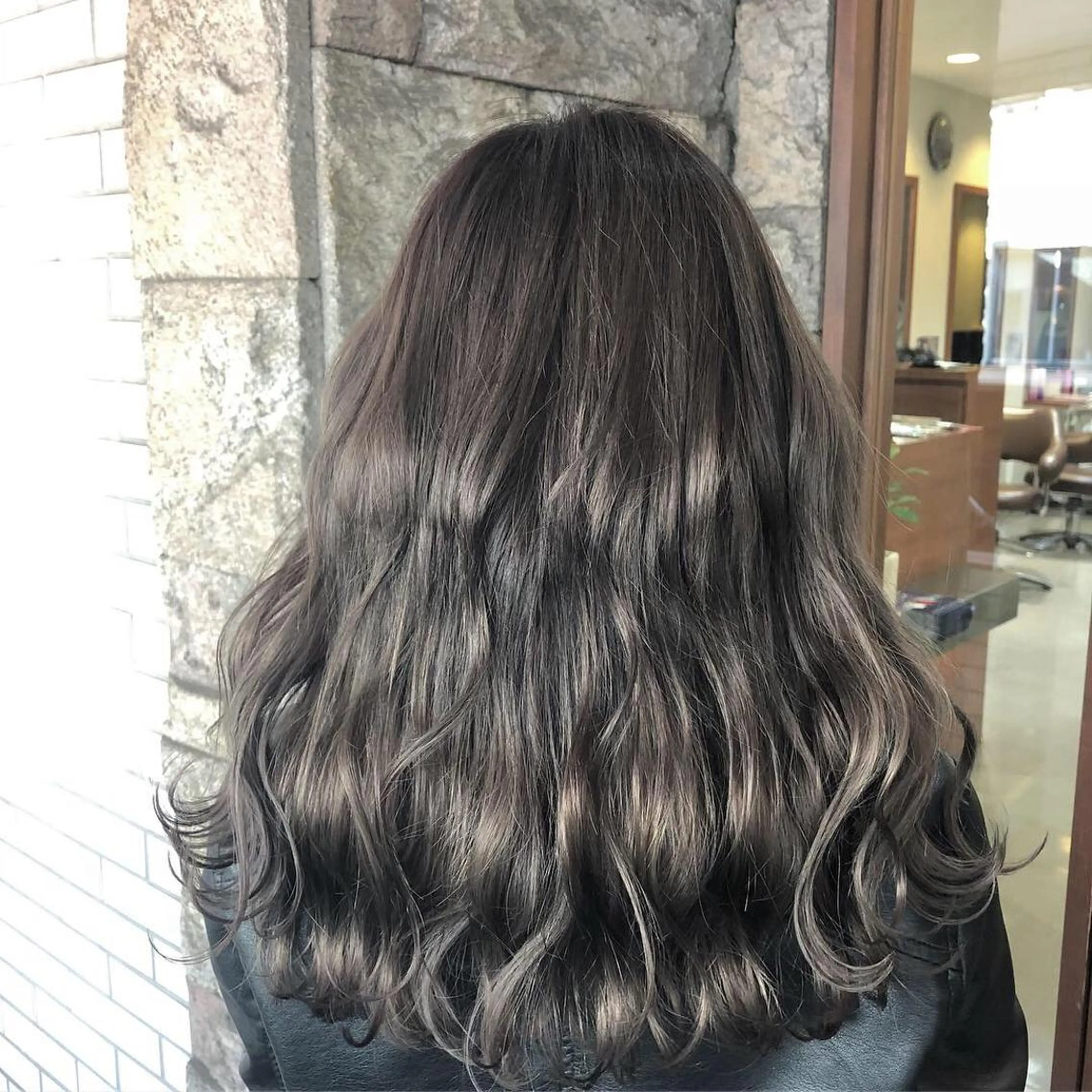 カラー グレージュ ヘアカラー トリートメント 【PRIMAL】萩原 凌のヘアスタイル