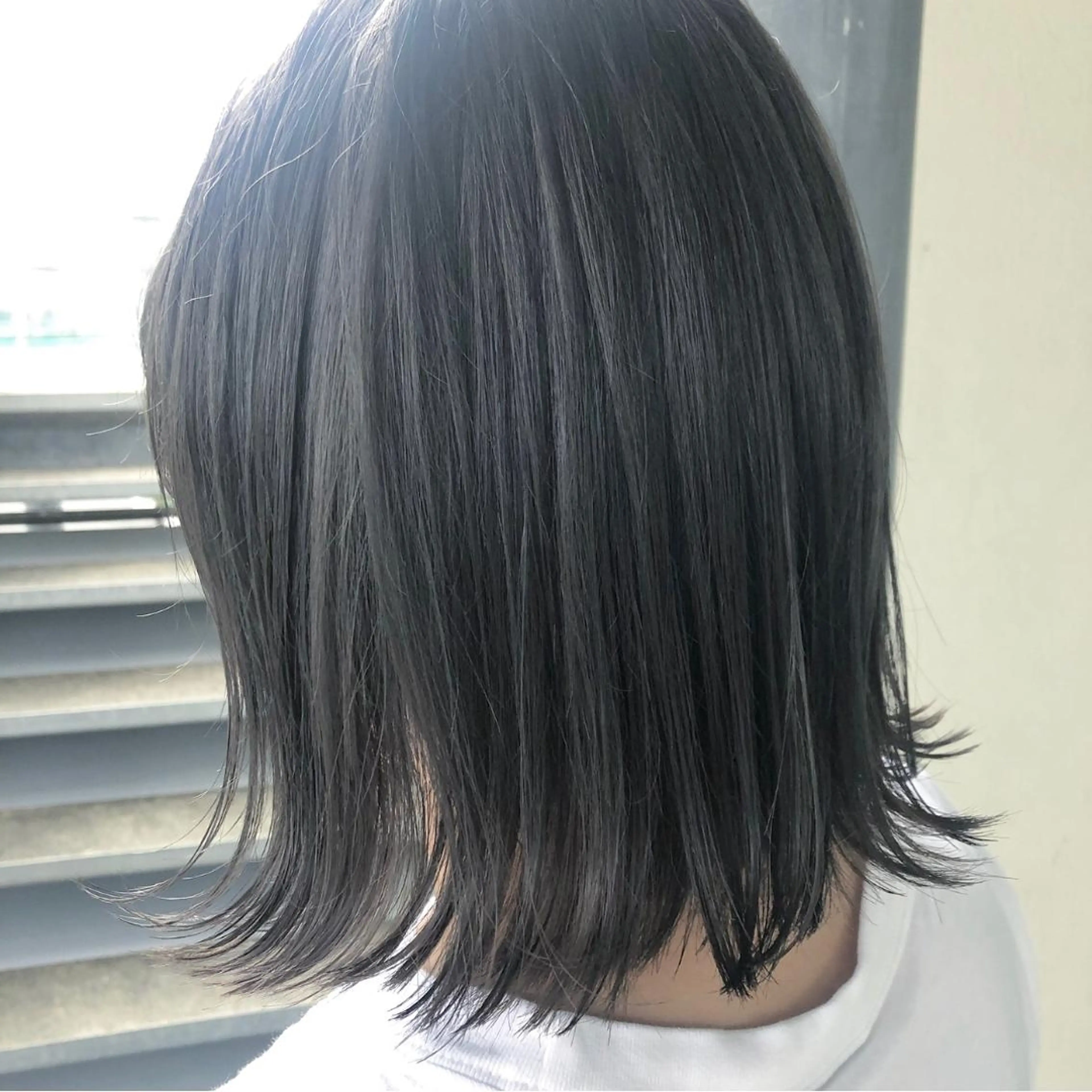ミディアム カラー カット ヘアカラー 小森 樹奈のヘアスタイル