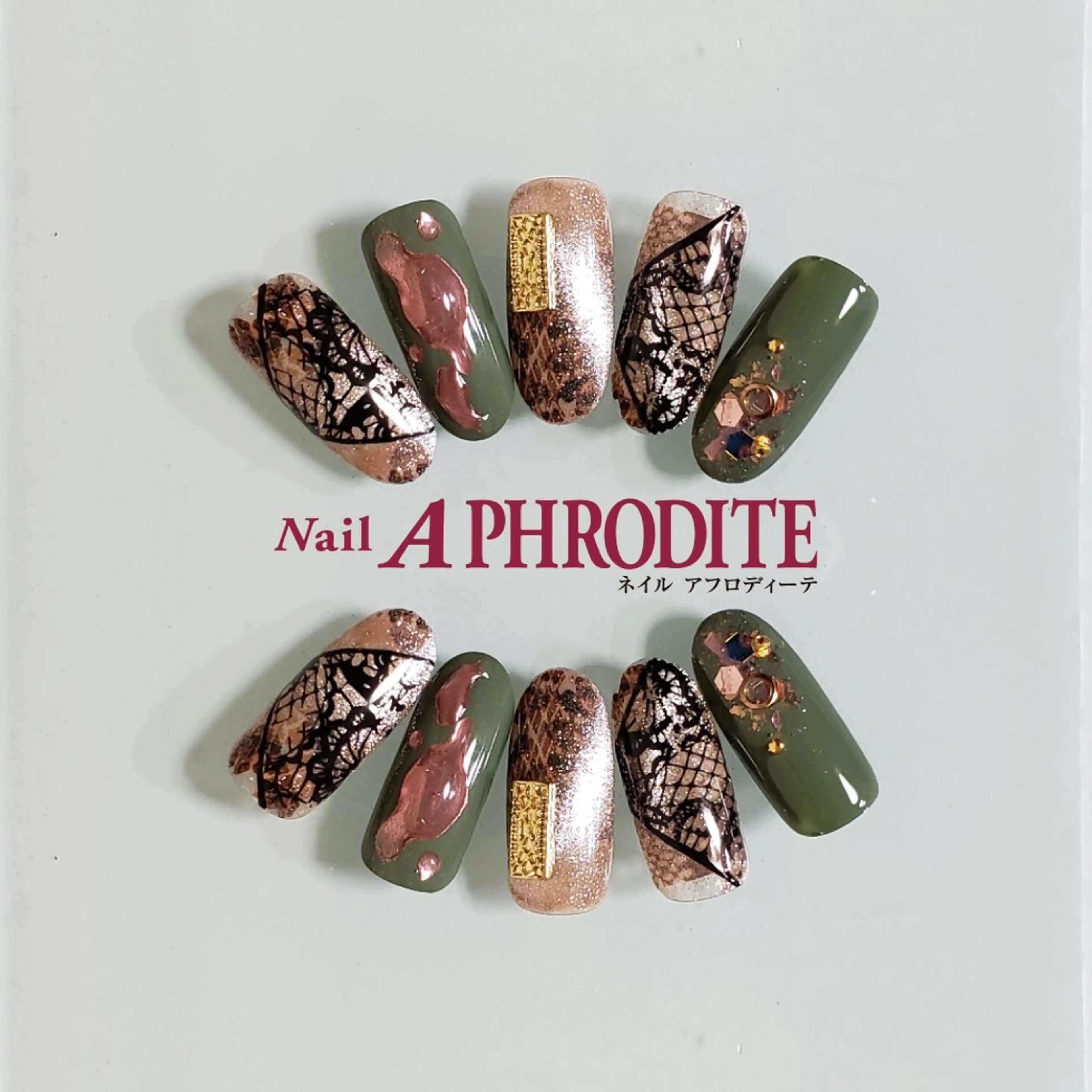 ネイル ジェルネイル ニュアンスネイル スカルプネイル ソフトジェル ネイルチップ ハンドネイル Nail Aphroditeのネイルデザイン