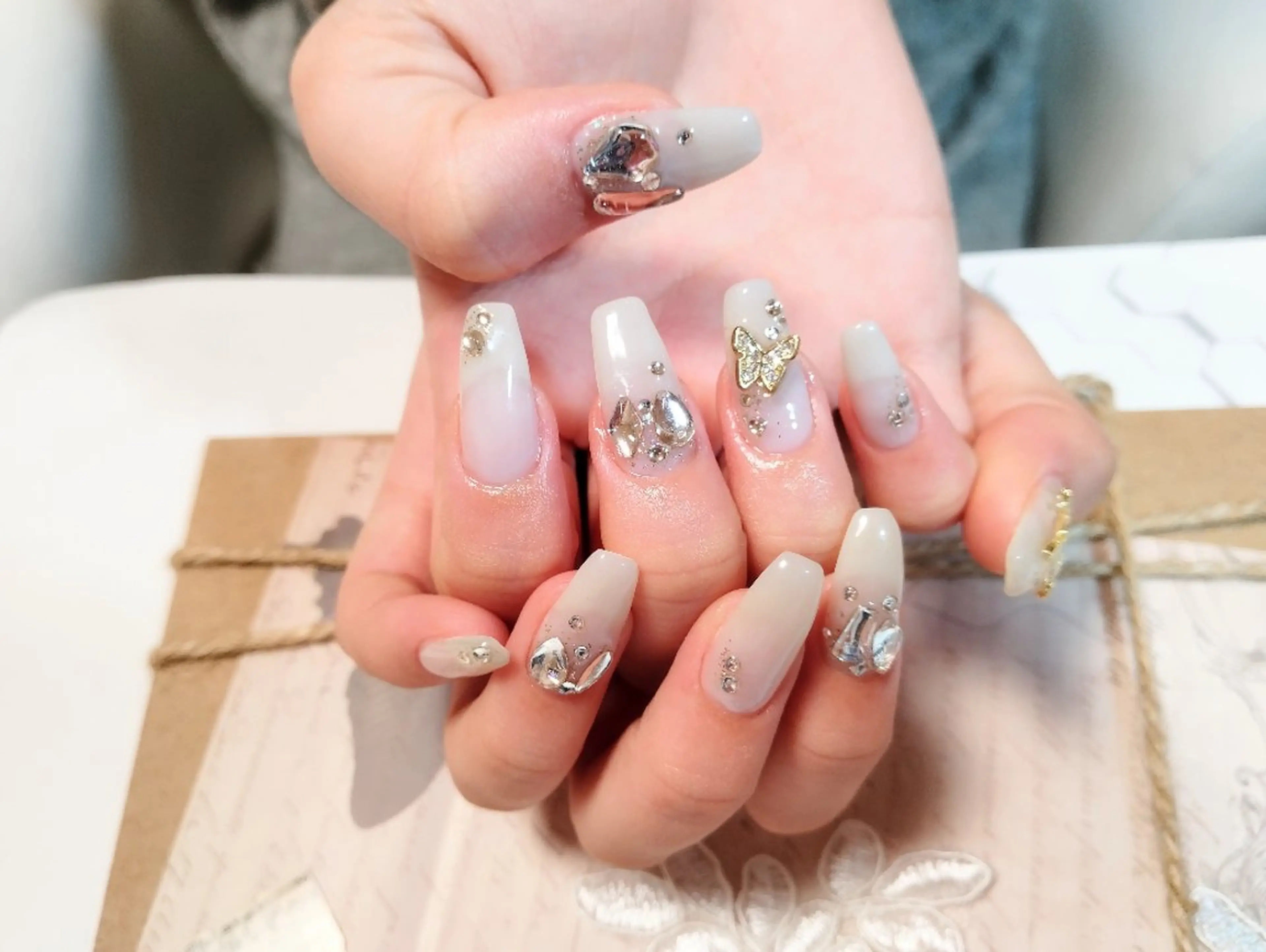 ネイル ハンドネイル ハンドケア ＤI'A ネイルサロンのネイルデザイン