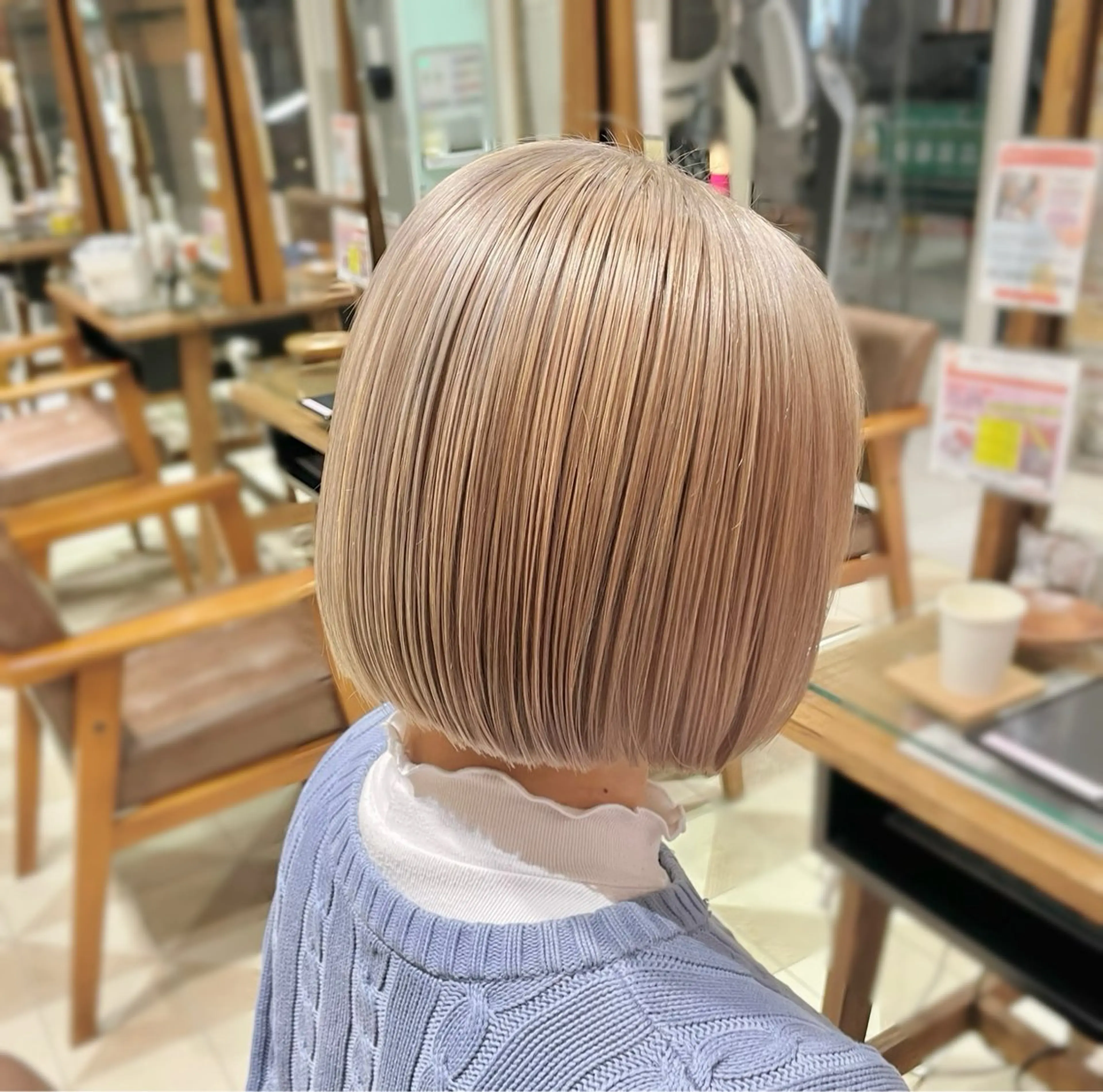 ショート カラー ヘアカラー トリートメント カット/ハイトーン/ カラー♱ʜᴀʀᴜᴋᴀのヘアスタイル