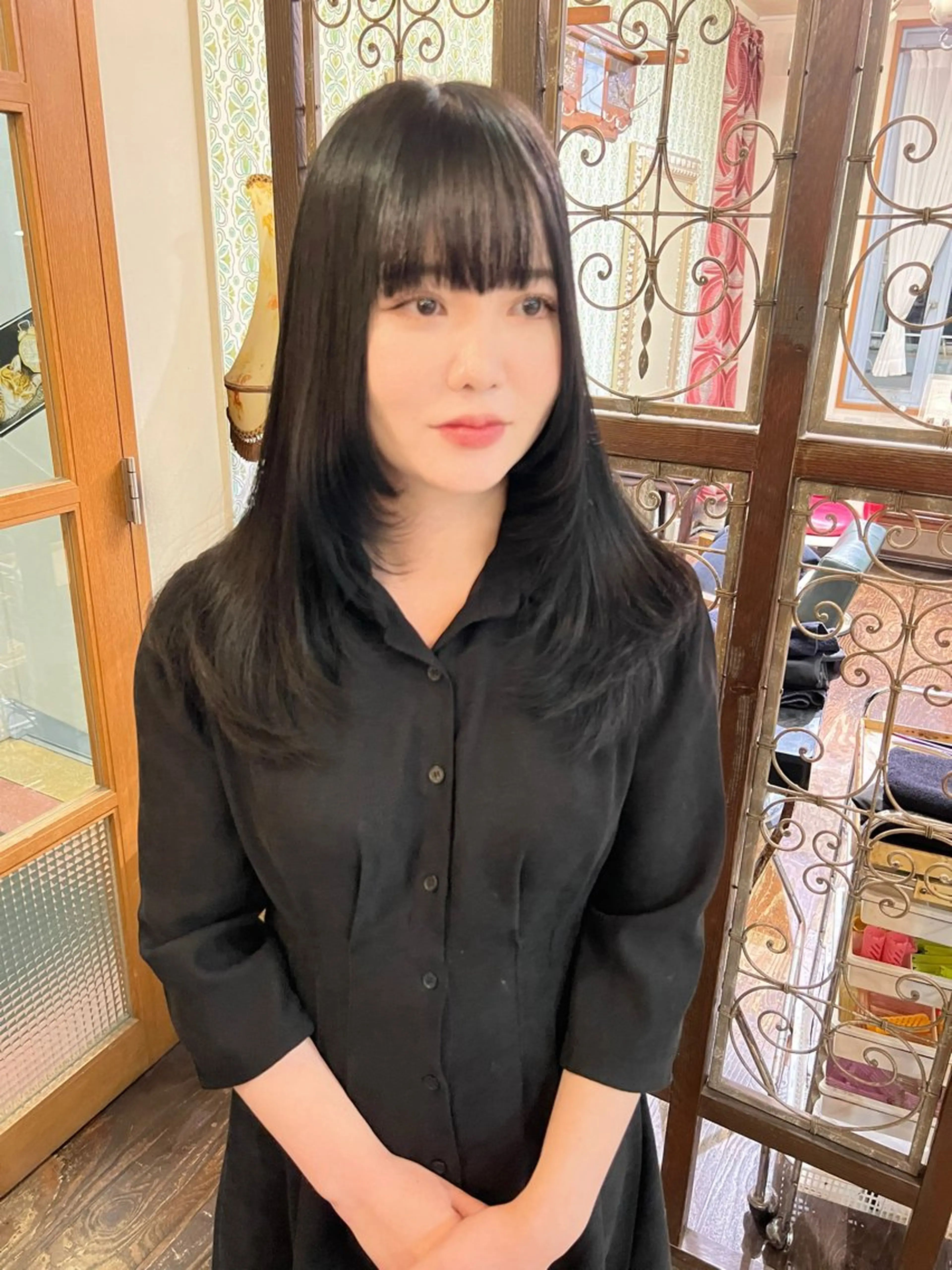 ロング カラー レイヤーカット moco by doll所属・PON　ハイトーン ショートカット心斎橋のヘアスタイル