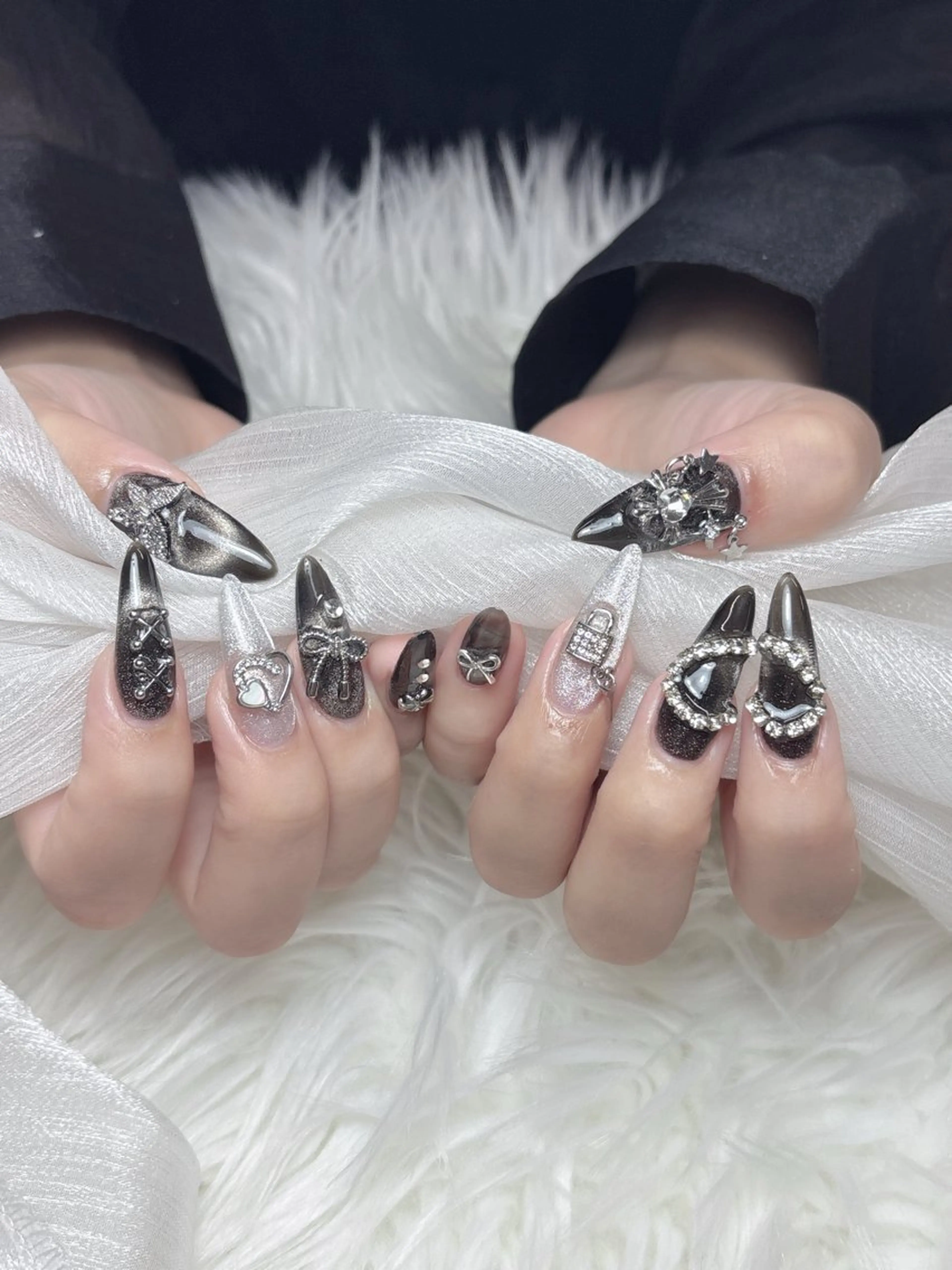 ネイル W&nail  slon所属・W·mai nail 関内のネイルデザイン