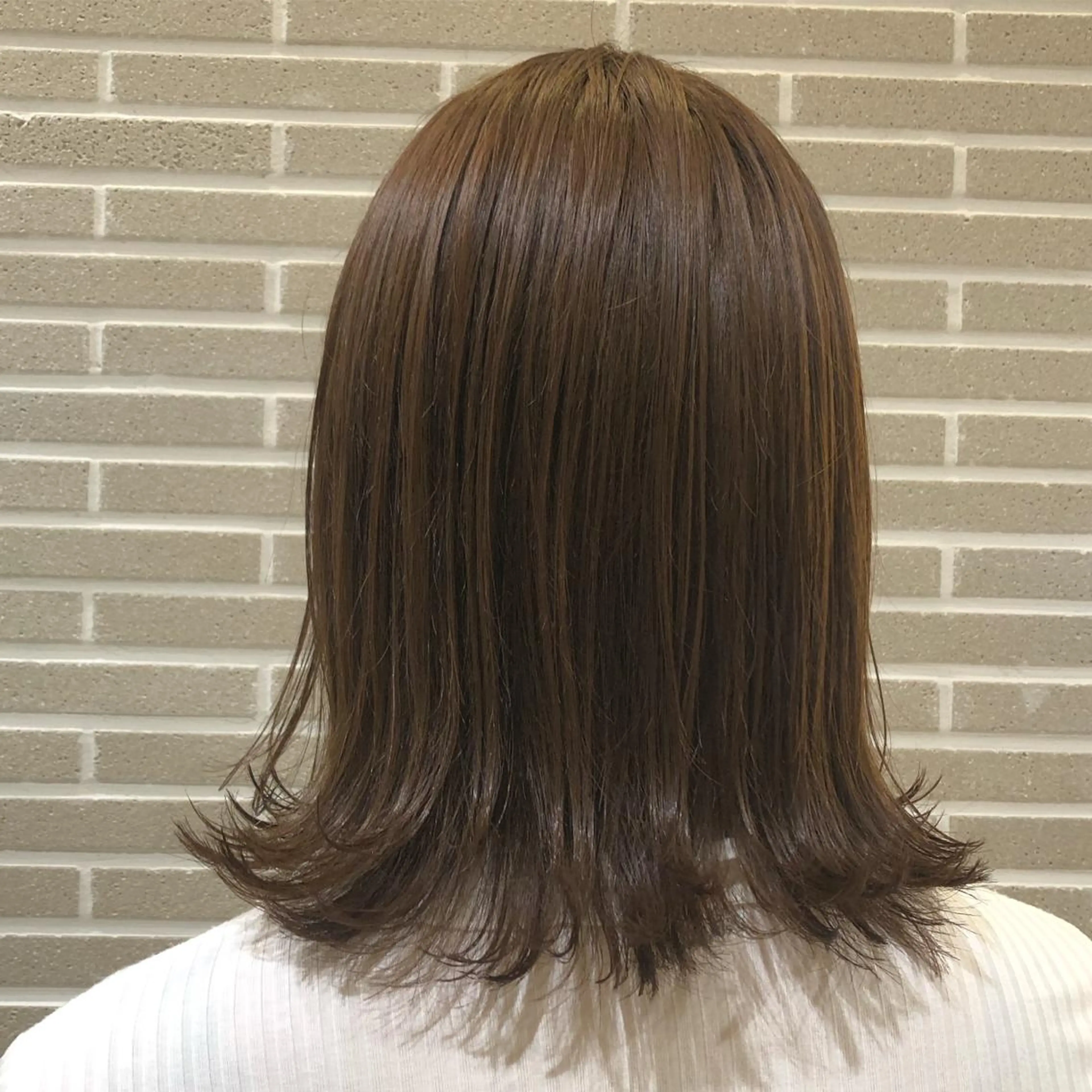 ミディアム カット ヘアカラー トリートメント 植田 菜月のヘアスタイル