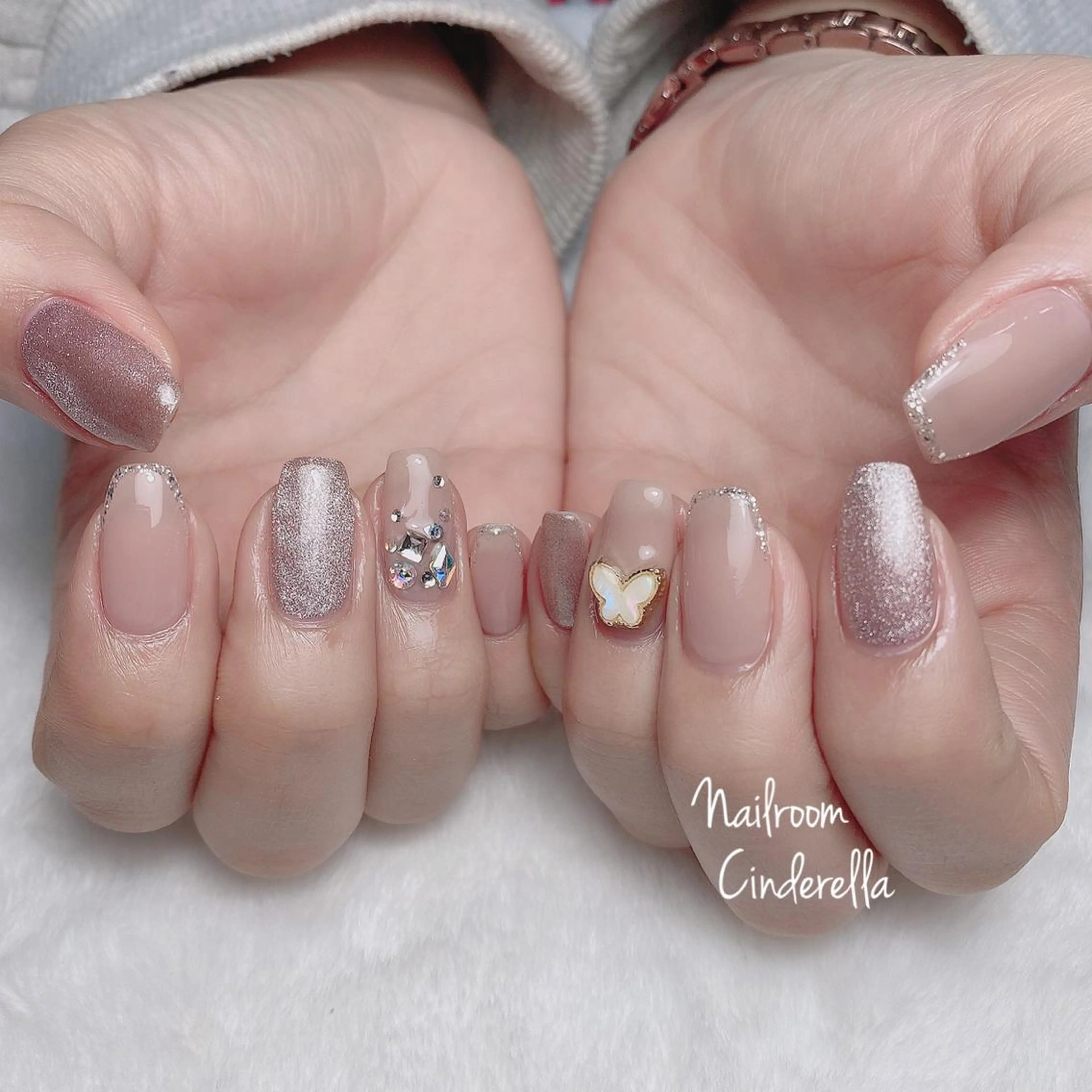 ネイル マグネットネイル Nailroom. Cinderellaのネイルデザイン