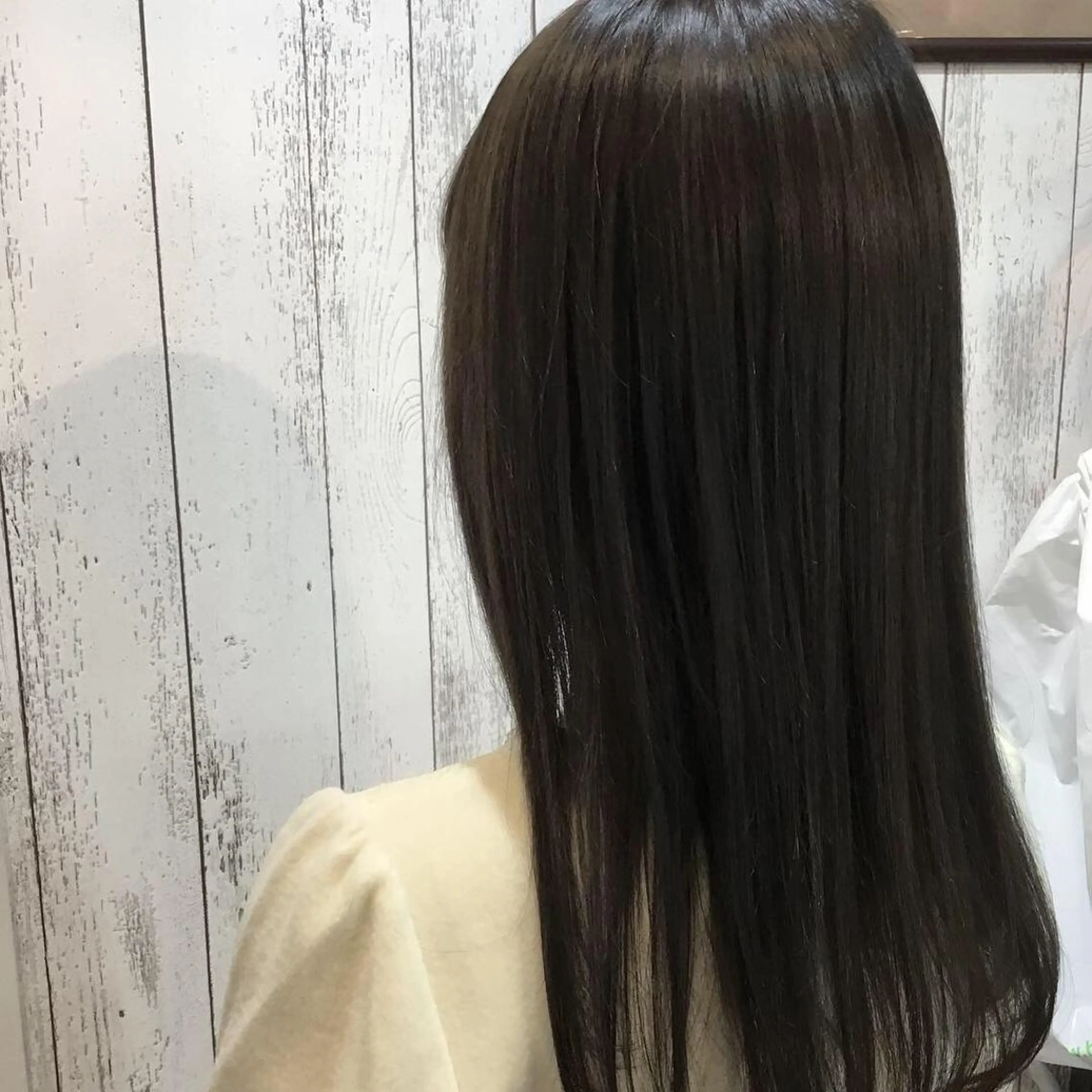 セミロング カラー パーマ 金崎 新吾のヘアスタイル