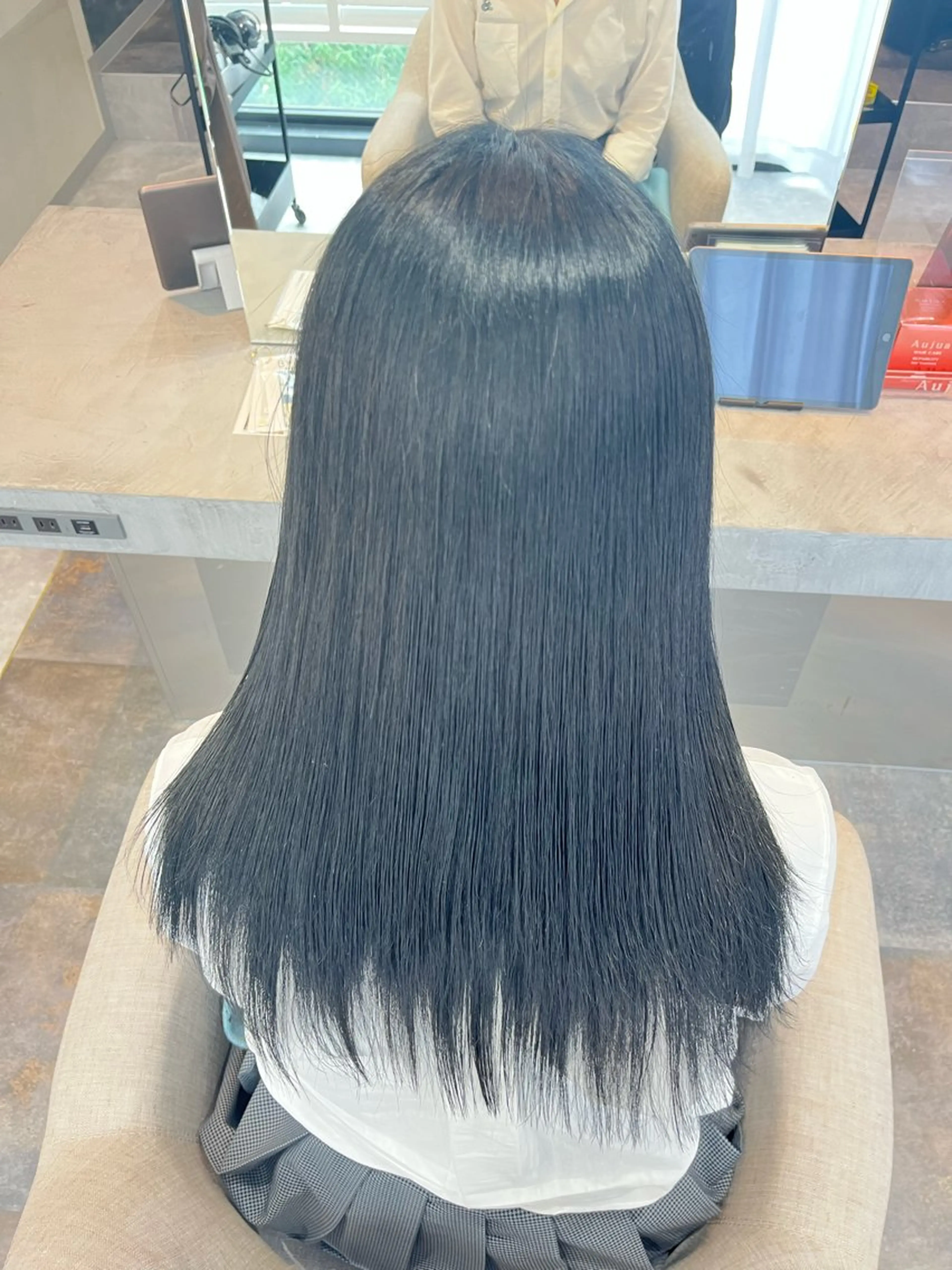 ロング カラー ヘアカラー YUI /Lovisのヘアスタイル