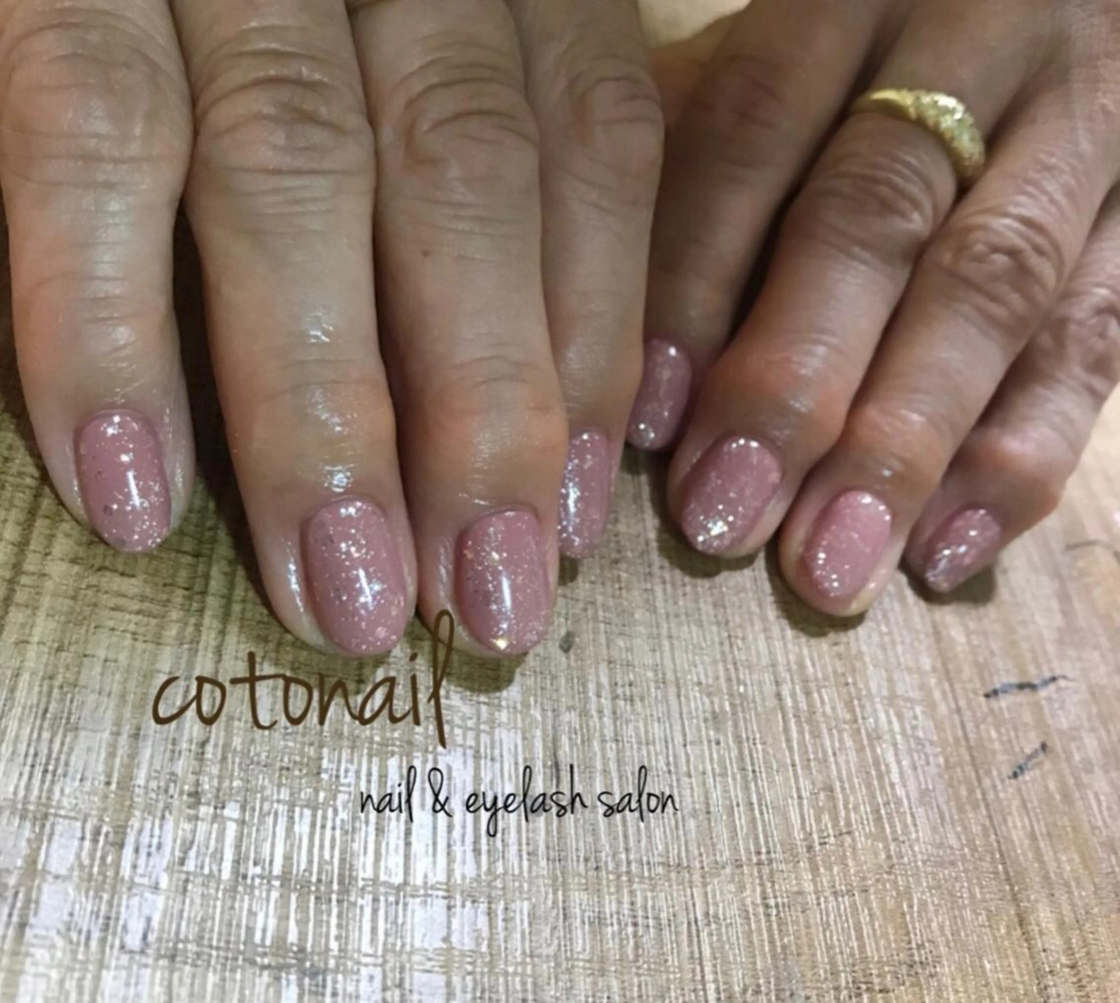 ショート ネイル シンプルネイル ハンドネイル ツメトマツゲ .のネイルデザイン