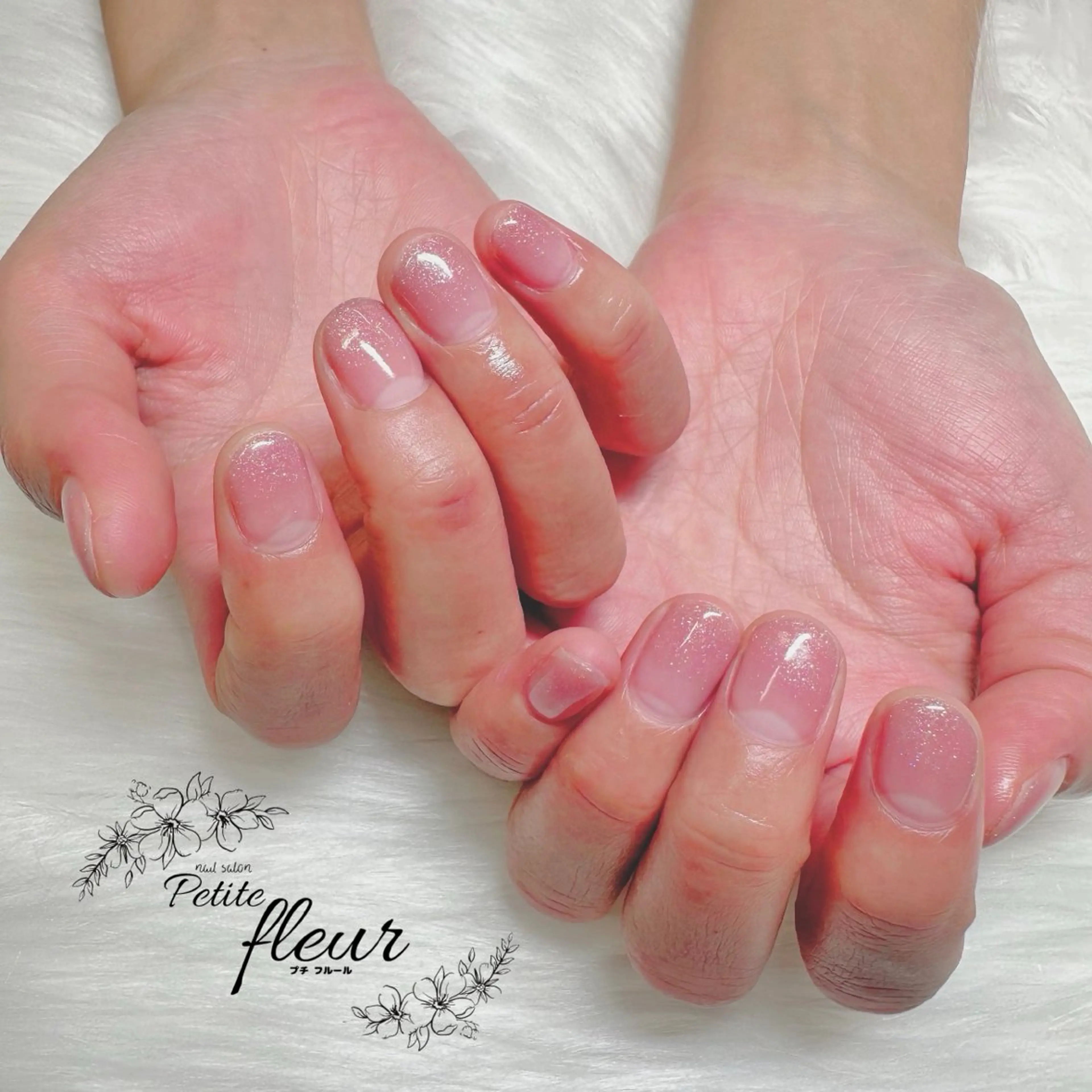 ネイル グラデーション ラメ(グリッター) ラメグラデーション ピンク ハンドネイル ❁⃘*。Petite fleur❁⃘*りさのネイルデザイン