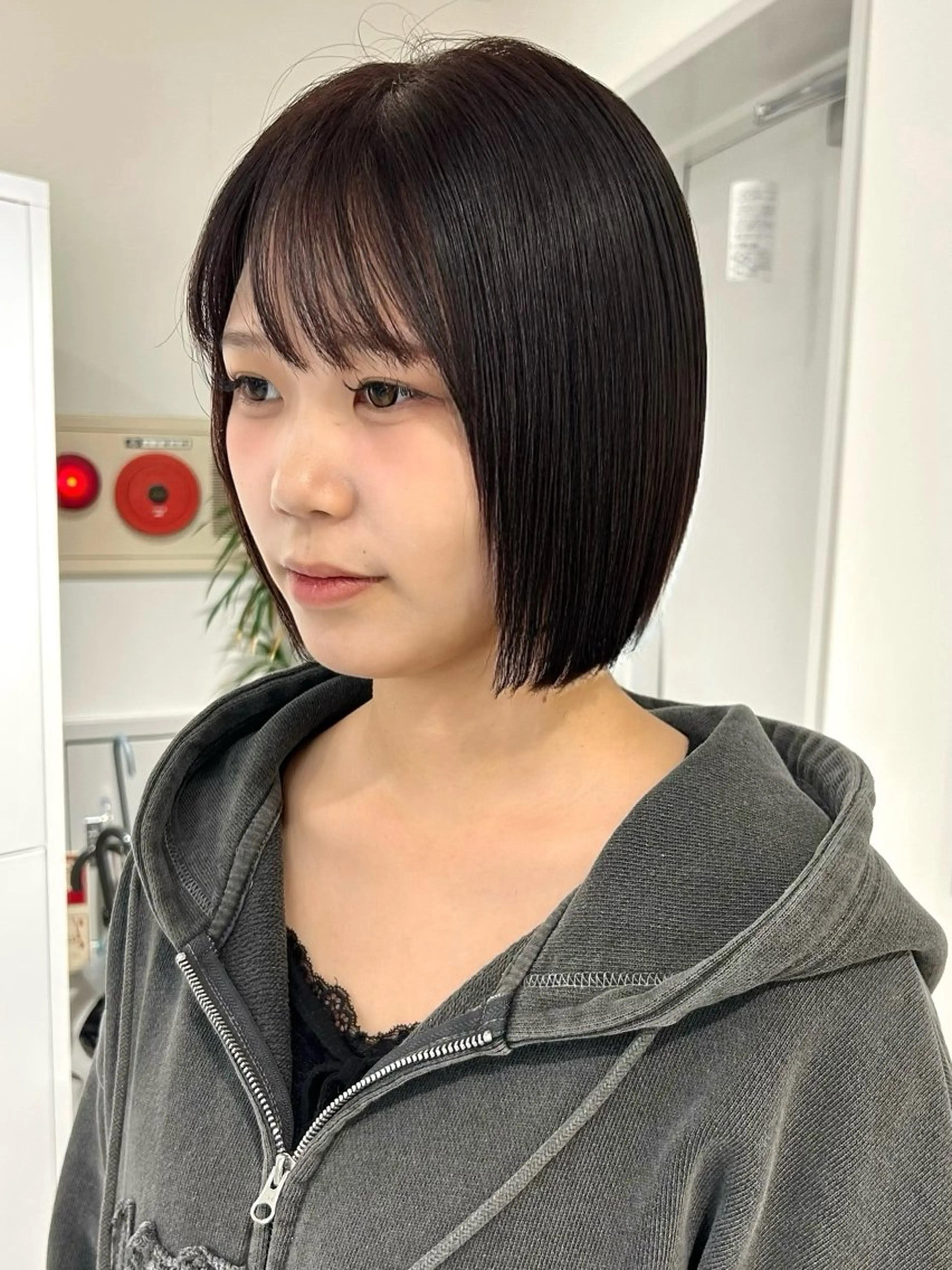 ショート ボブ 小顔カット 縮毛矯正 カット 縮毛矯正 結べるくびれボブ/透 明感カラーtaigaのヘアスタイル