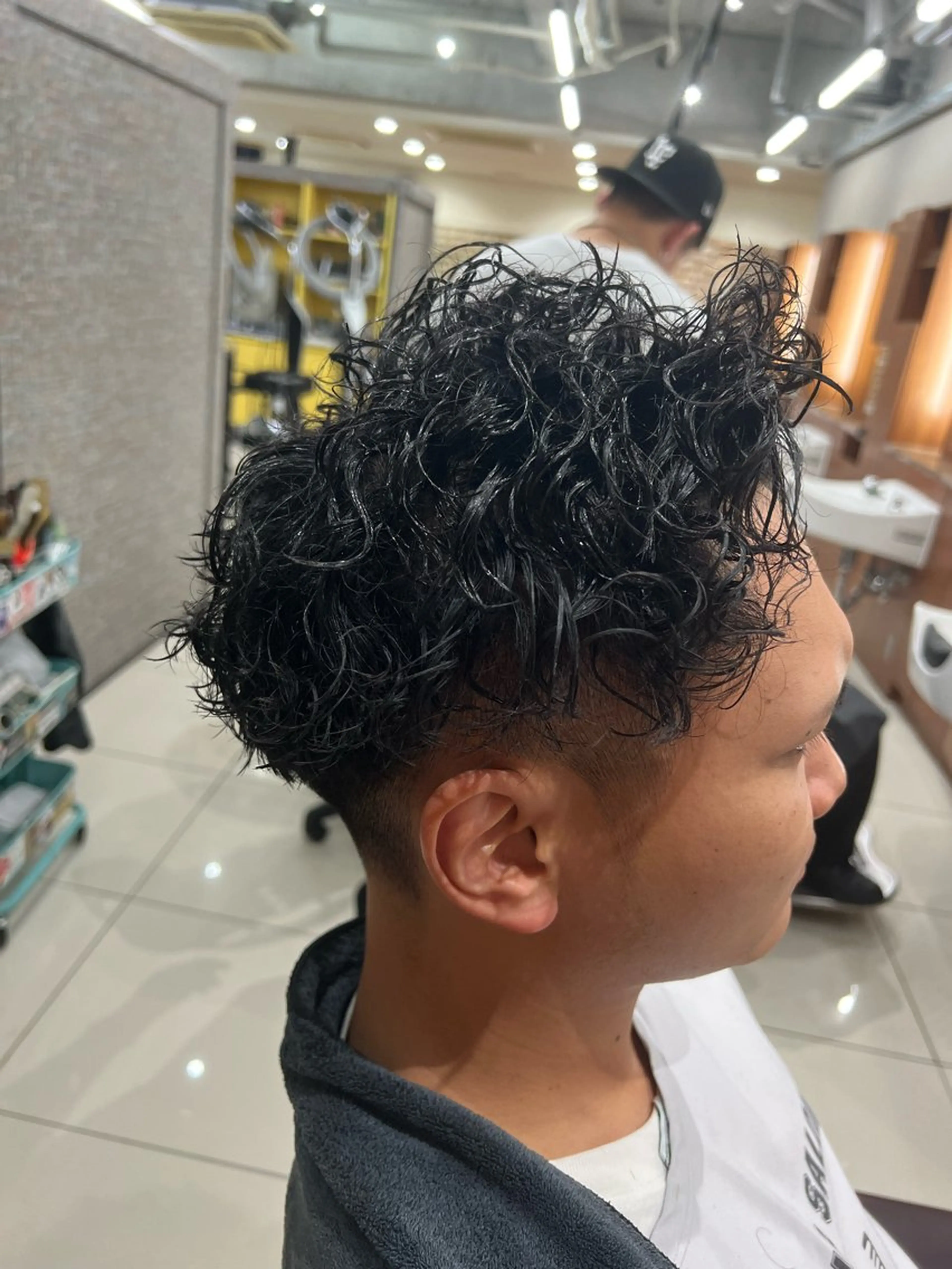 メンズ メンズパーマ カット パーマ yoda waheiのヘアスタイル