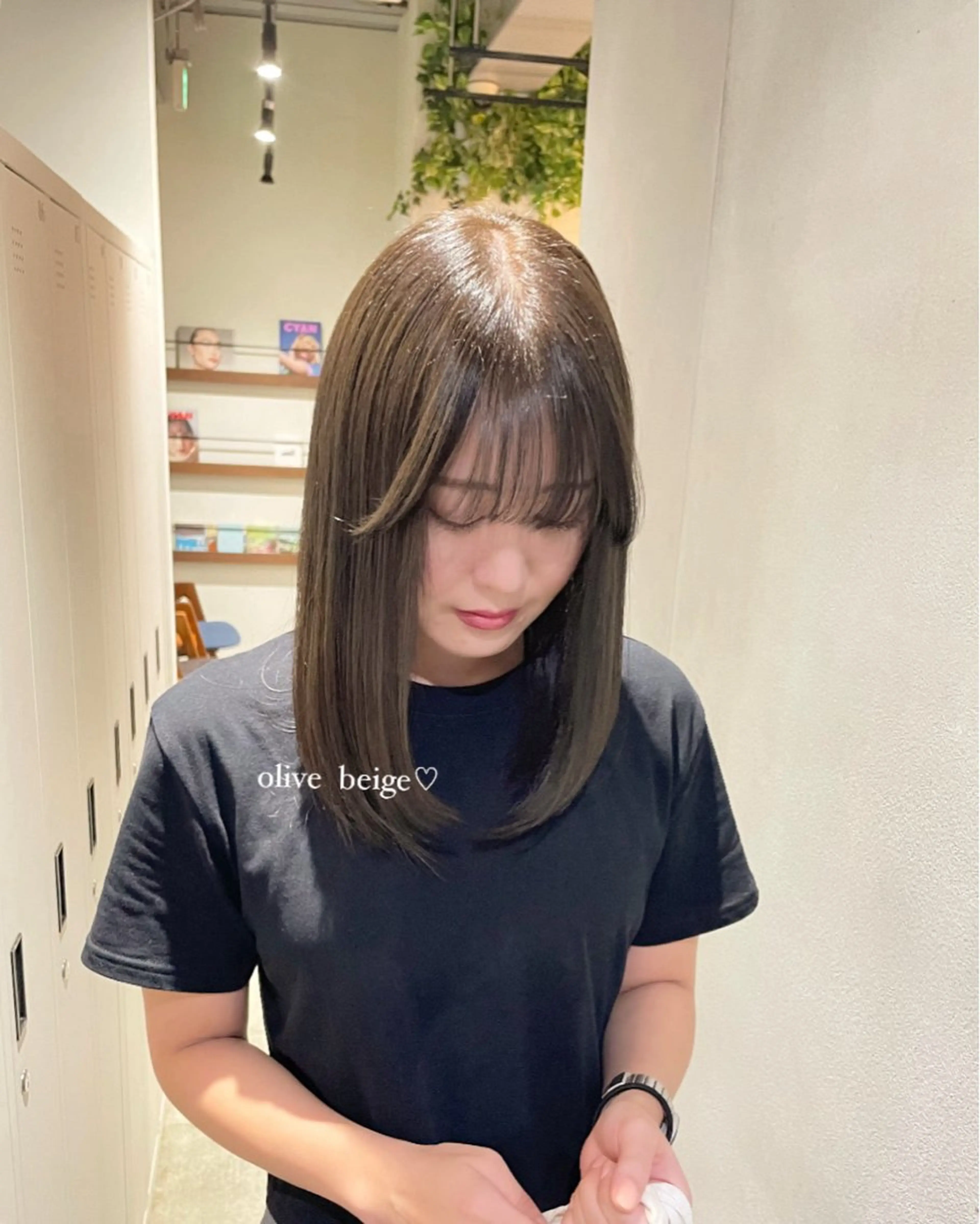 ミディアム カラー ベージュカラー 透明感カラー オリーブベージュ ヘアカラー トリートメント sora/レイヤー/ 似合わせカット🎀のヘアスタイル