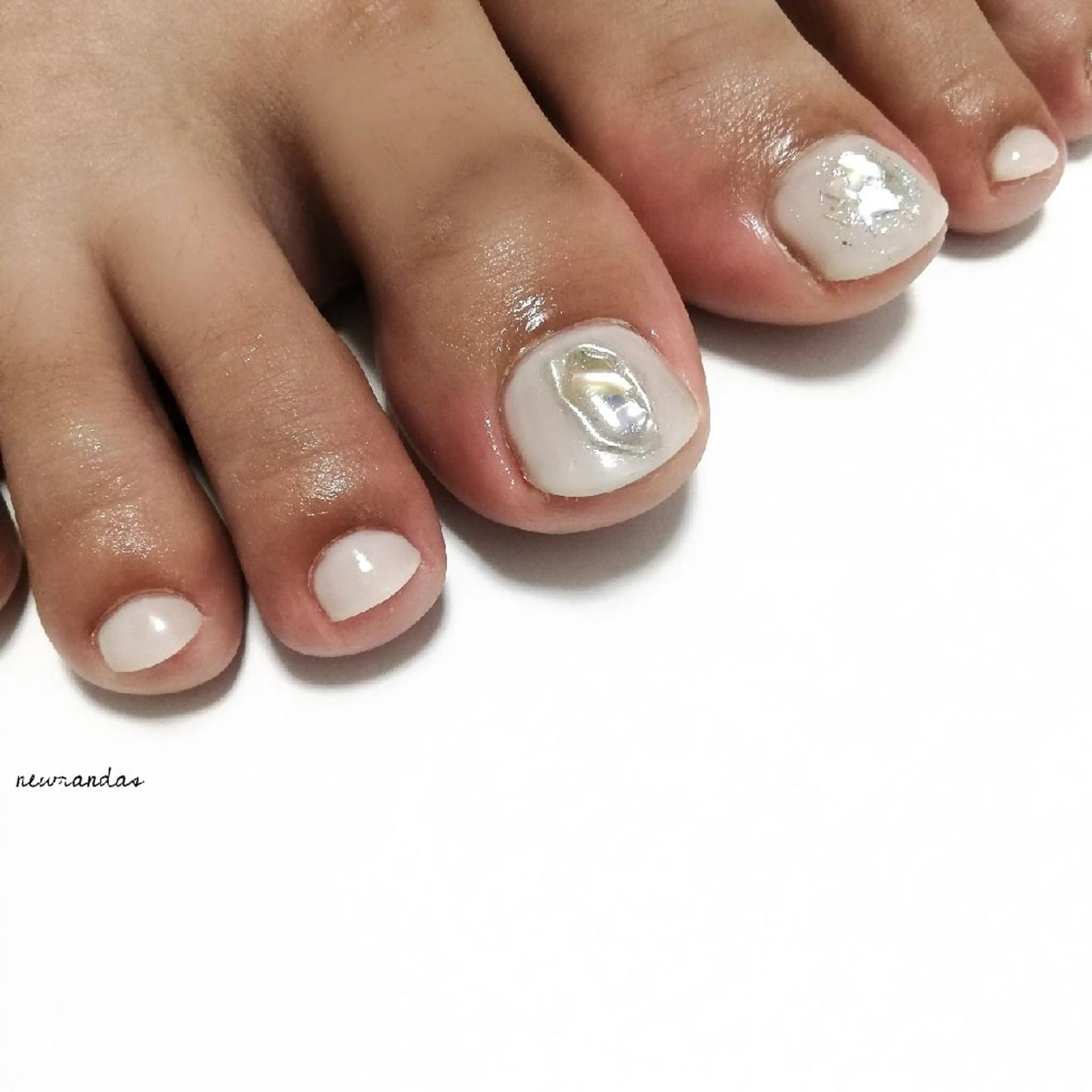 フット🧡ワンカラー+親指アート【ご新規様・自店オフ無料】の写真