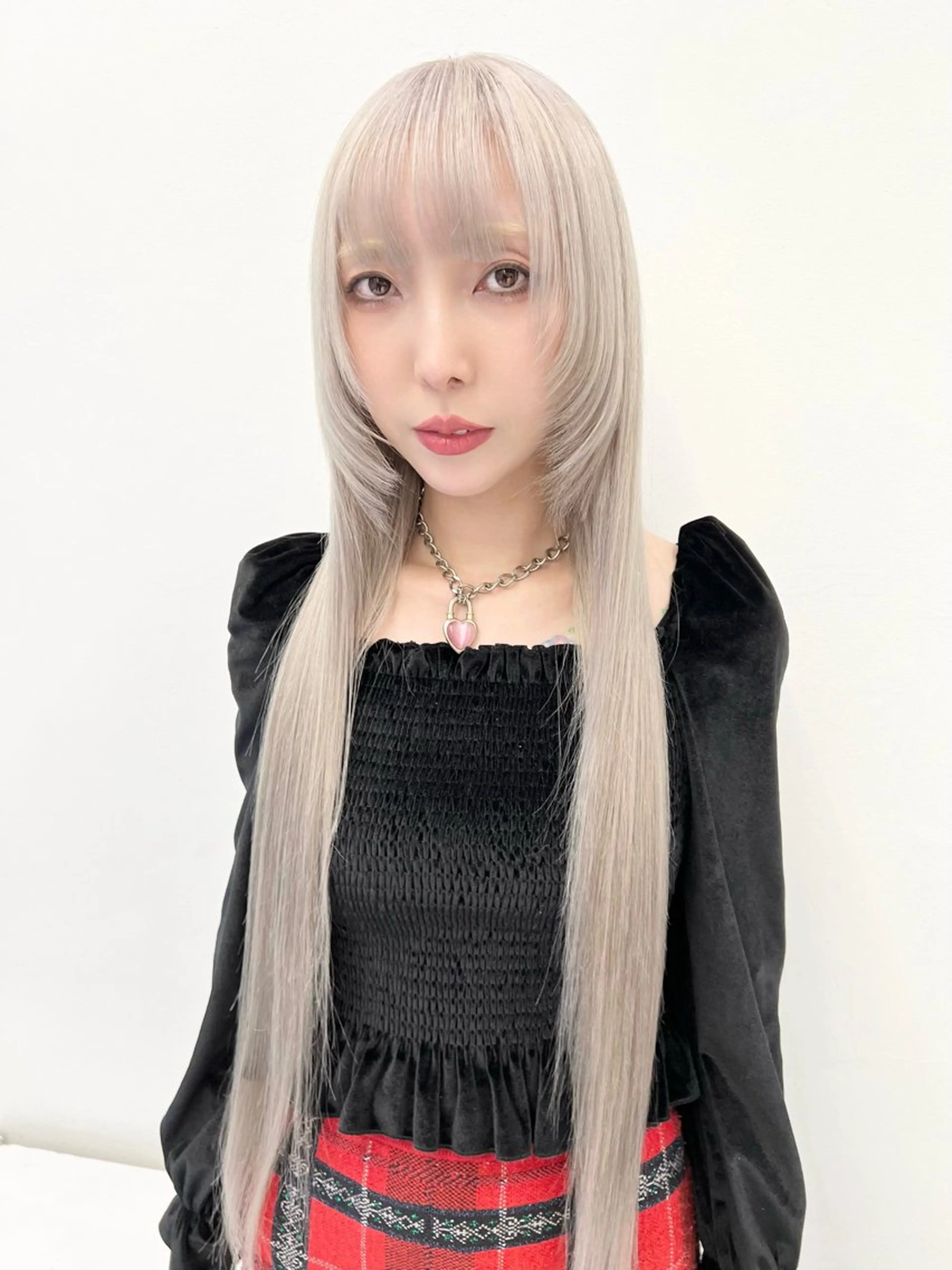 ミディアム カラー カット ヘアカラー トリートメント HARU//原宿🤍 リピート率NO.1のヘアスタイル