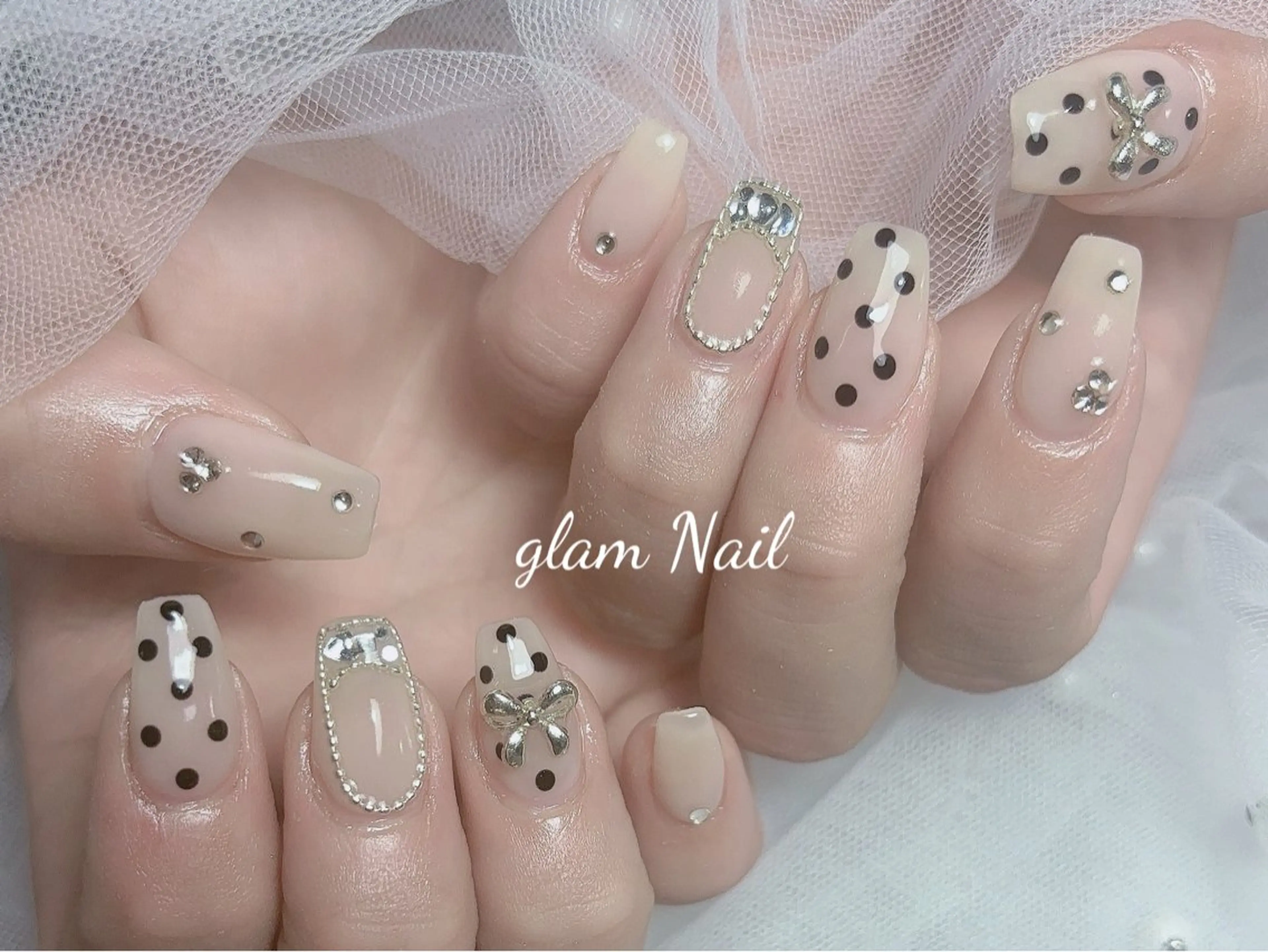 ネイル ハンドネイル エツメ💅 長さだし🎀デザインのネイルデザイン