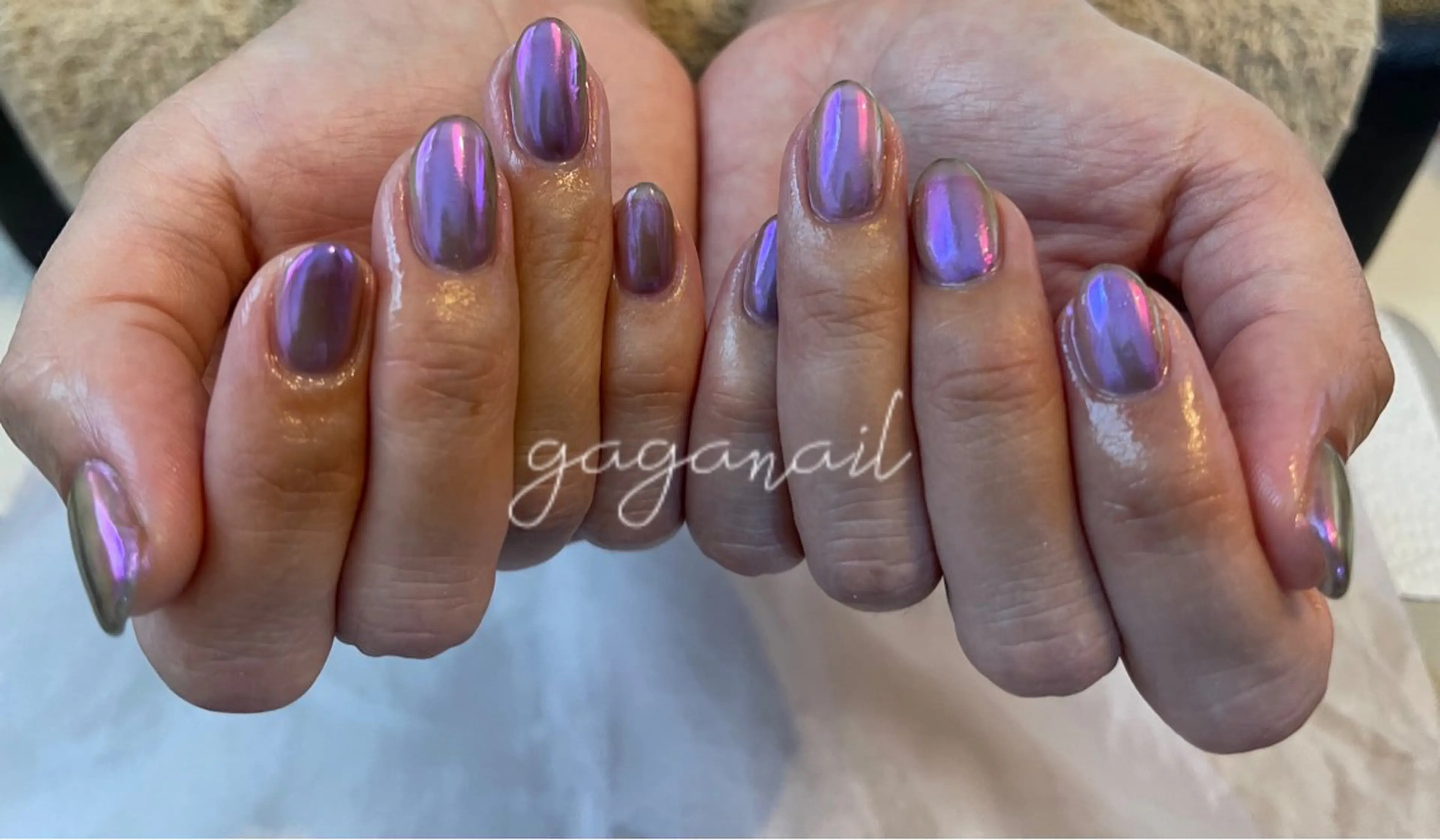 ネイル オーロラネイル ブルー nailsalon gagaのネイルデザイン