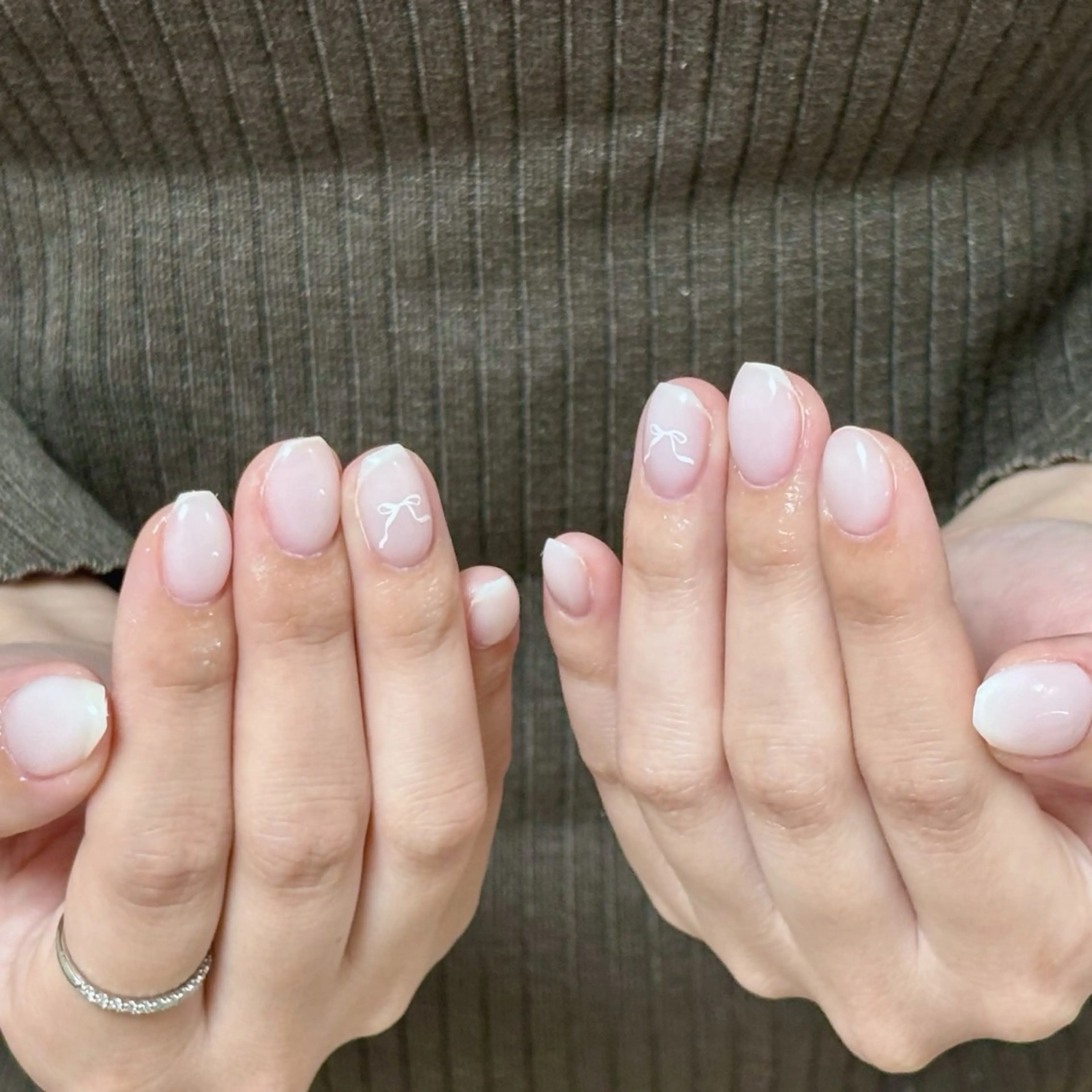 ネイル ニュアンスネイル ワンホンネイル ハンドネイル IYOU NAIL町田店所属・IYOUNAIL- Piggyのネイルデザイン