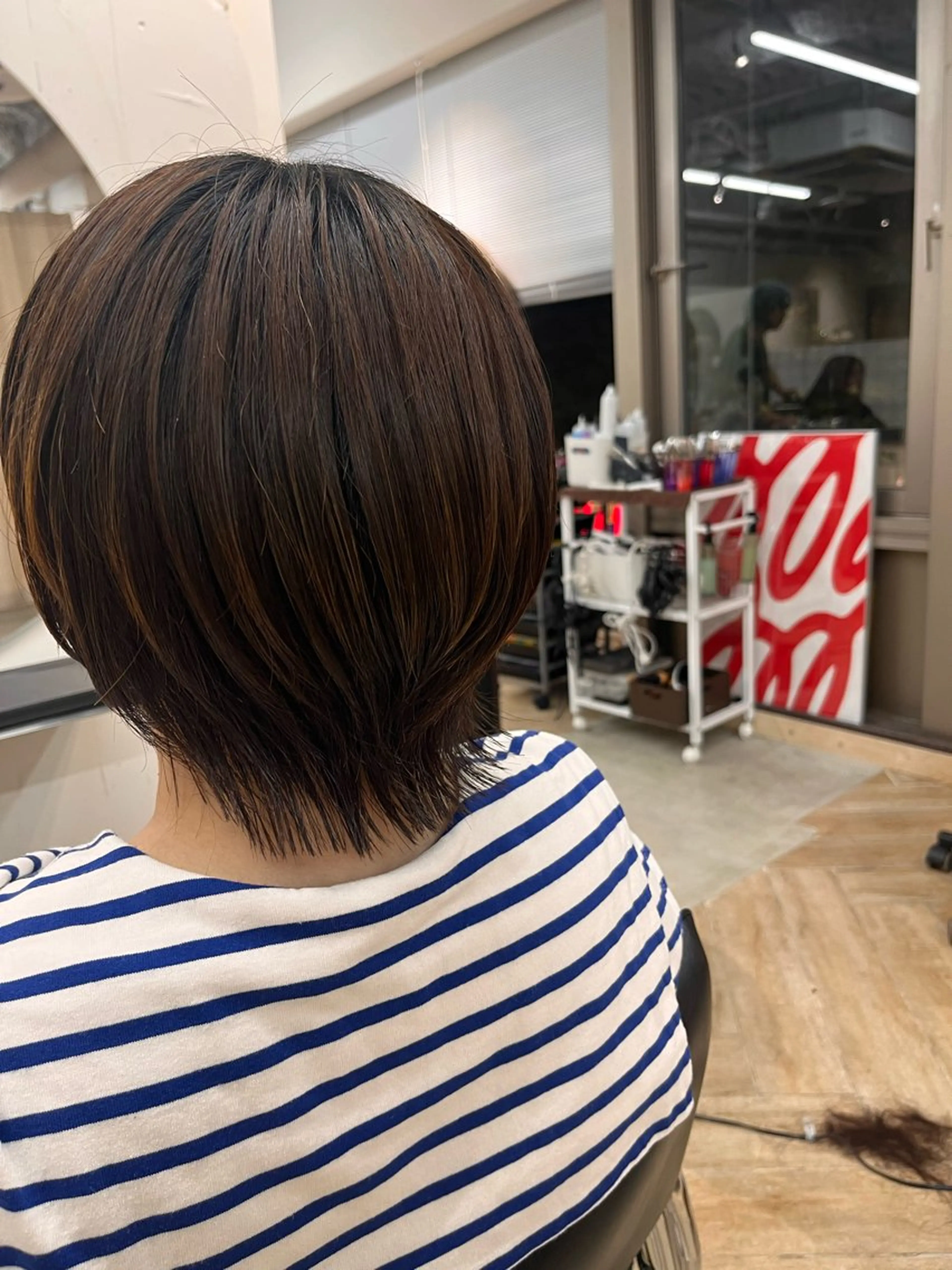 ショート 顔周りカット レイヤーカット ショートヘア 小顔カット 外ハネヘア LUVISM 万代店所属・LUVISM 佐藤 里咲のヘアスタイル
