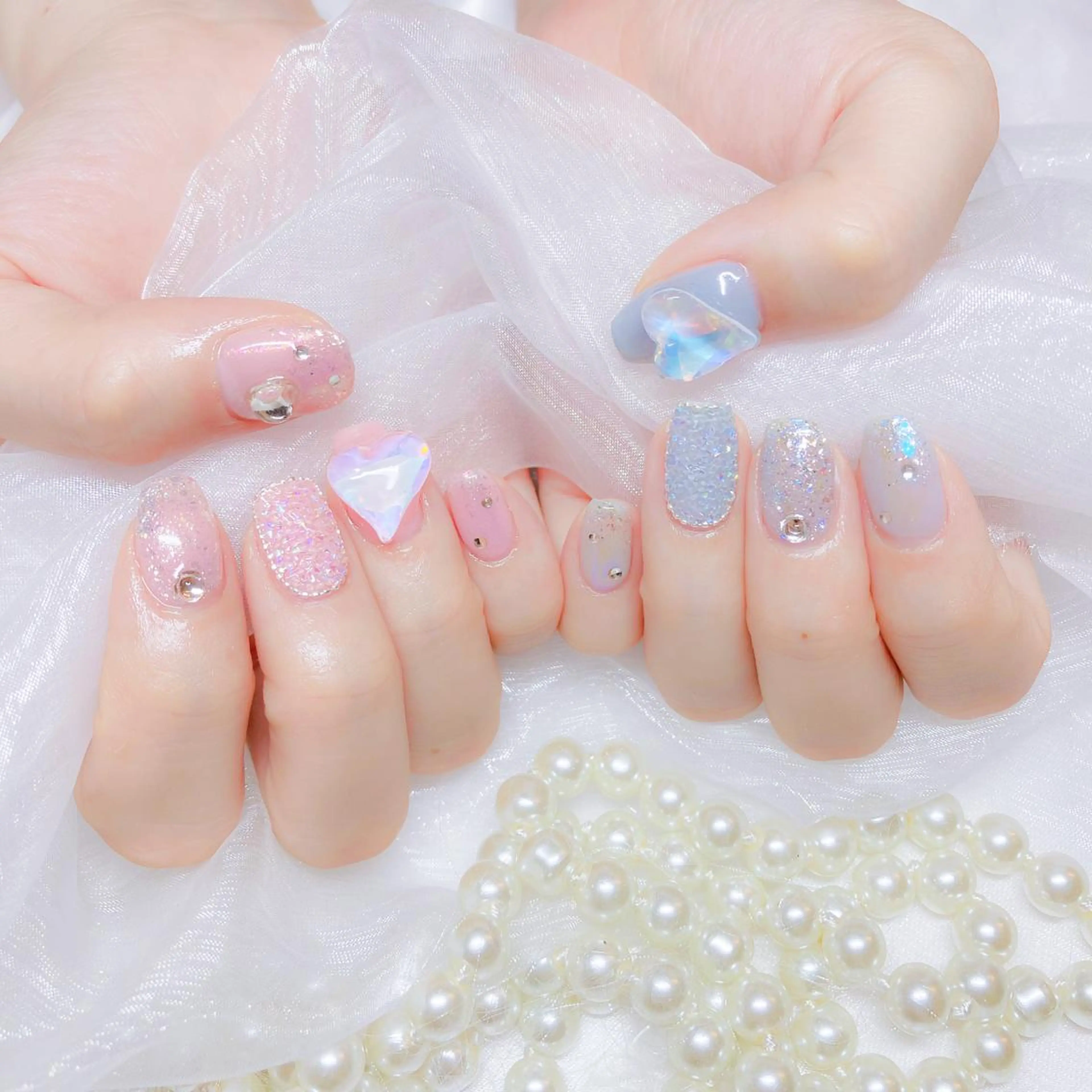 ネイル オーロラネイル ブルー フラッシュネイル ジェルネイル ハート Amour baseのネイルデザイン