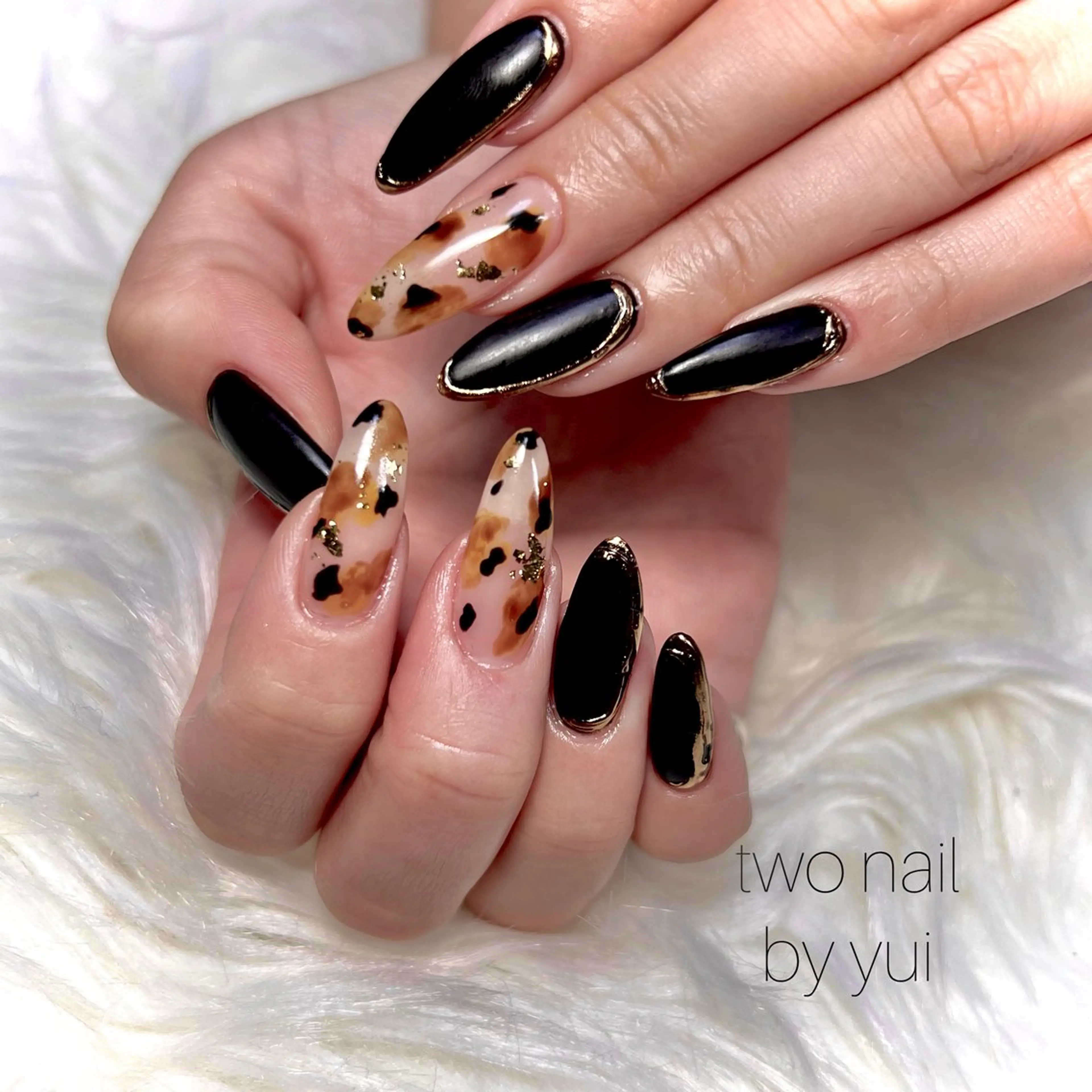 ネイル アートネイル ネイルチップ ホワイト ハンドネイル two nailのネイルデザイン